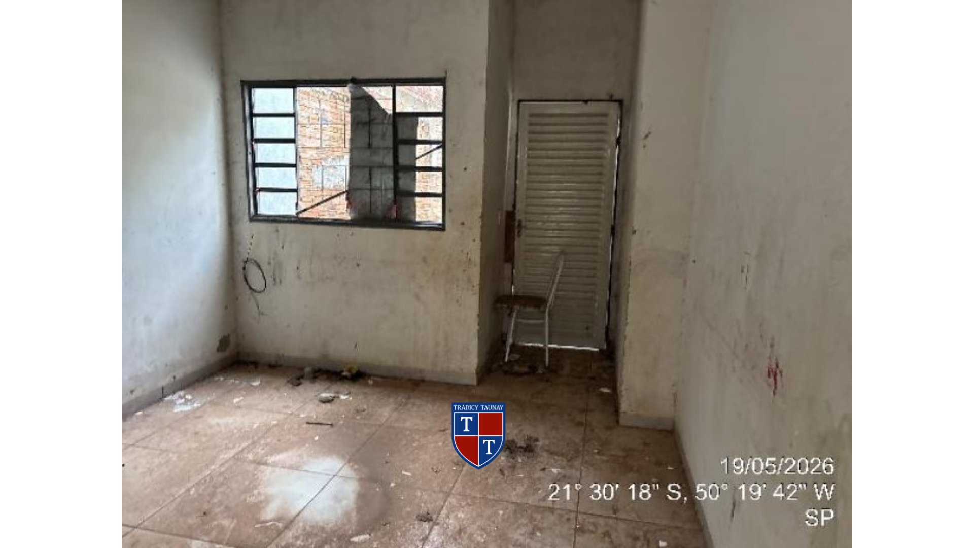 Foto 2 de CASA em RESIDENCIAL MONTE LIBANO - Imóvel Retomado Caixa