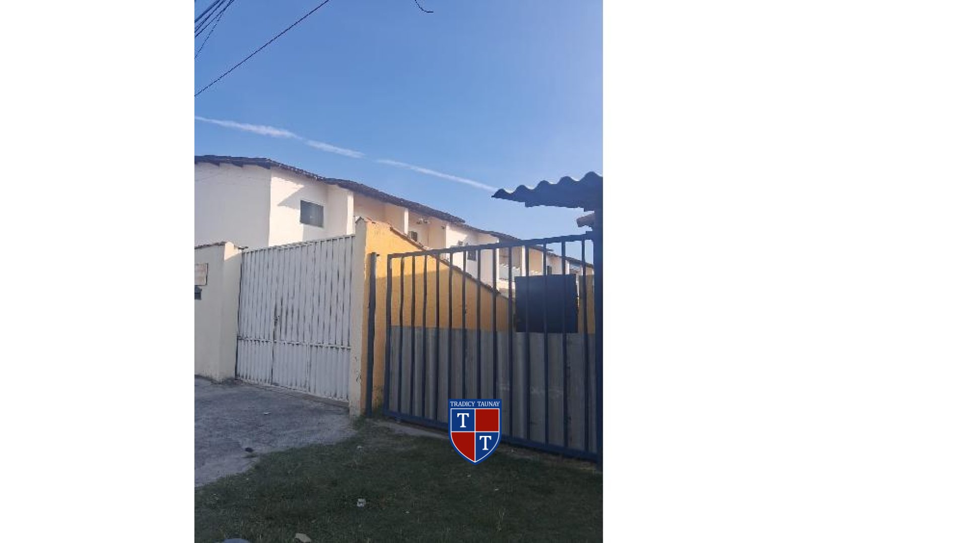 Foto 1 de APARTAMENTO em MONJOLOS - Imóvel Retomado Caixa