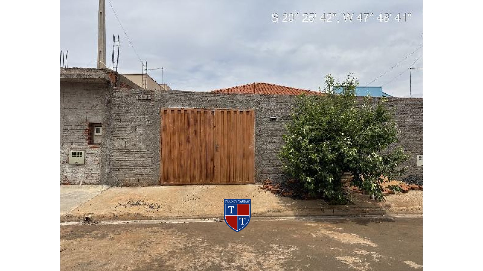 Foto 1 de CASA em ANTONIO ABBOUD - Imóvel Retomado Caixa