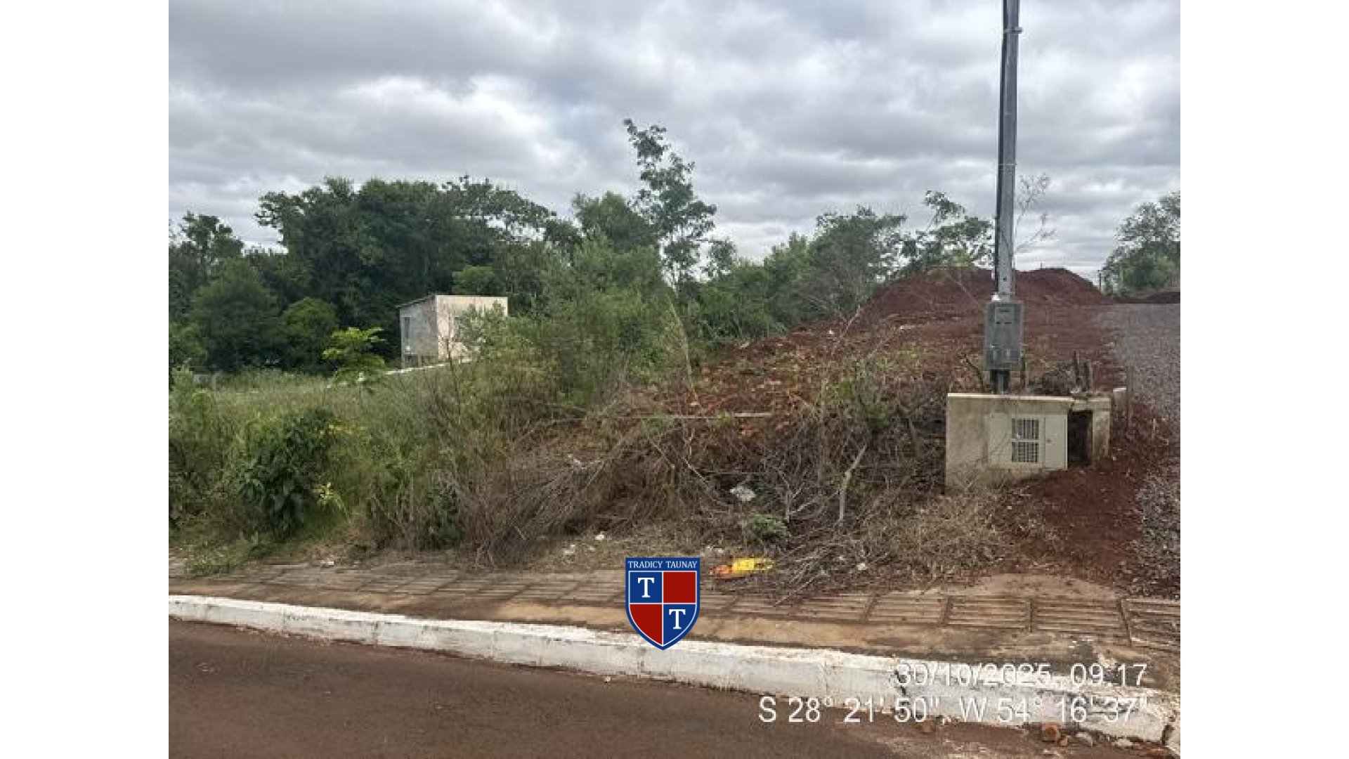 Foto 1 de TERRENO em CENTRO - Imóvel Retomado Caixa