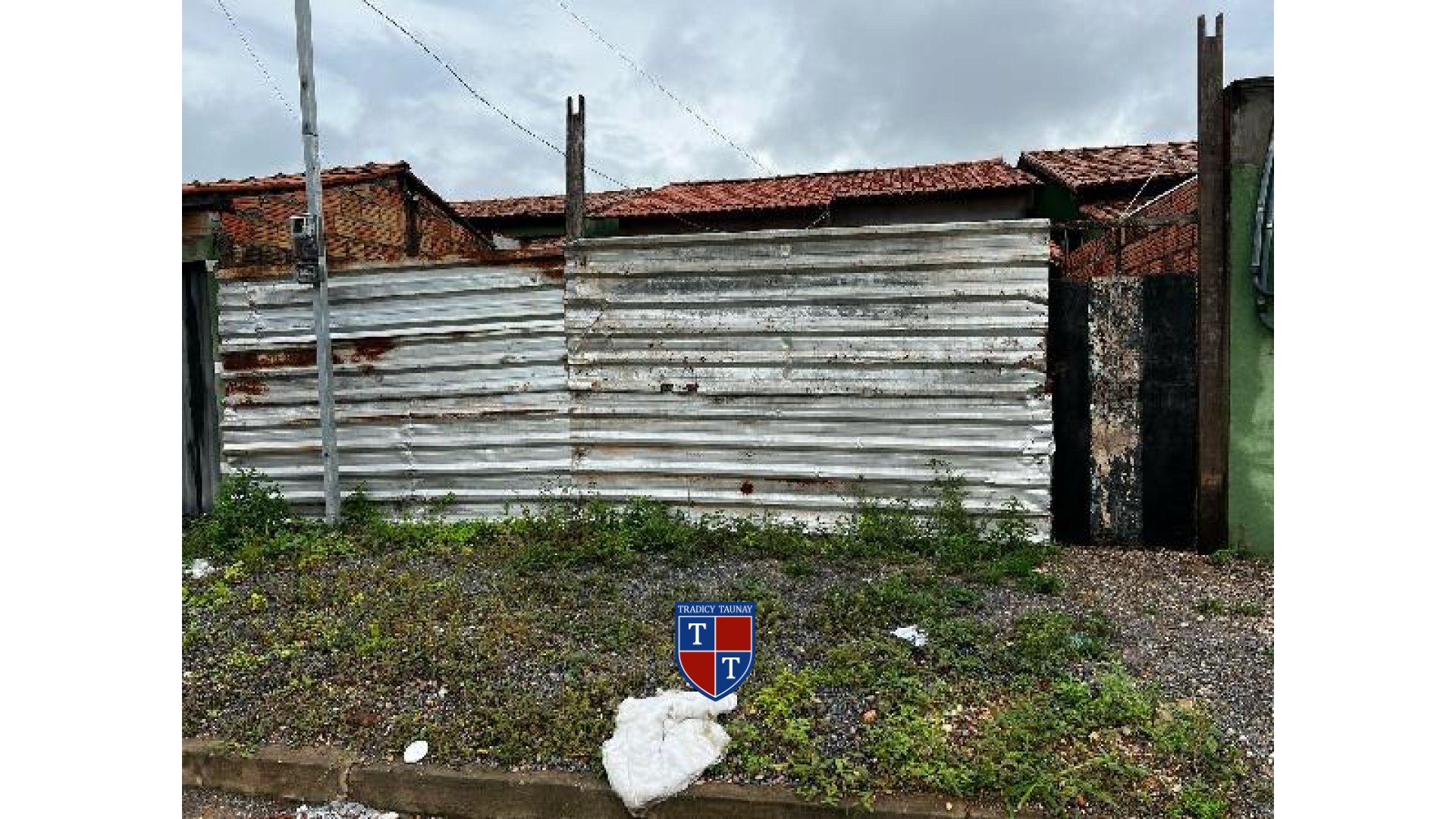 Foto 1 de CASA em PARQUE ARAGUAIA - Imóvel Retomado Caixa