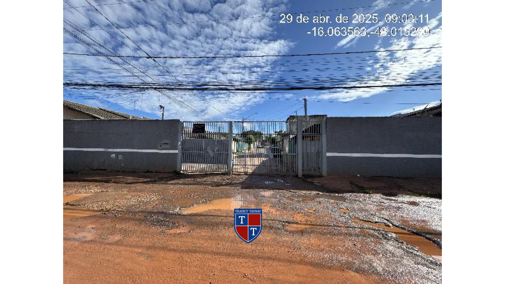 Foto 1 de CASA em SETOR DE CHACARAS ANHANGUERA C - Imóvel Retomado Caixa