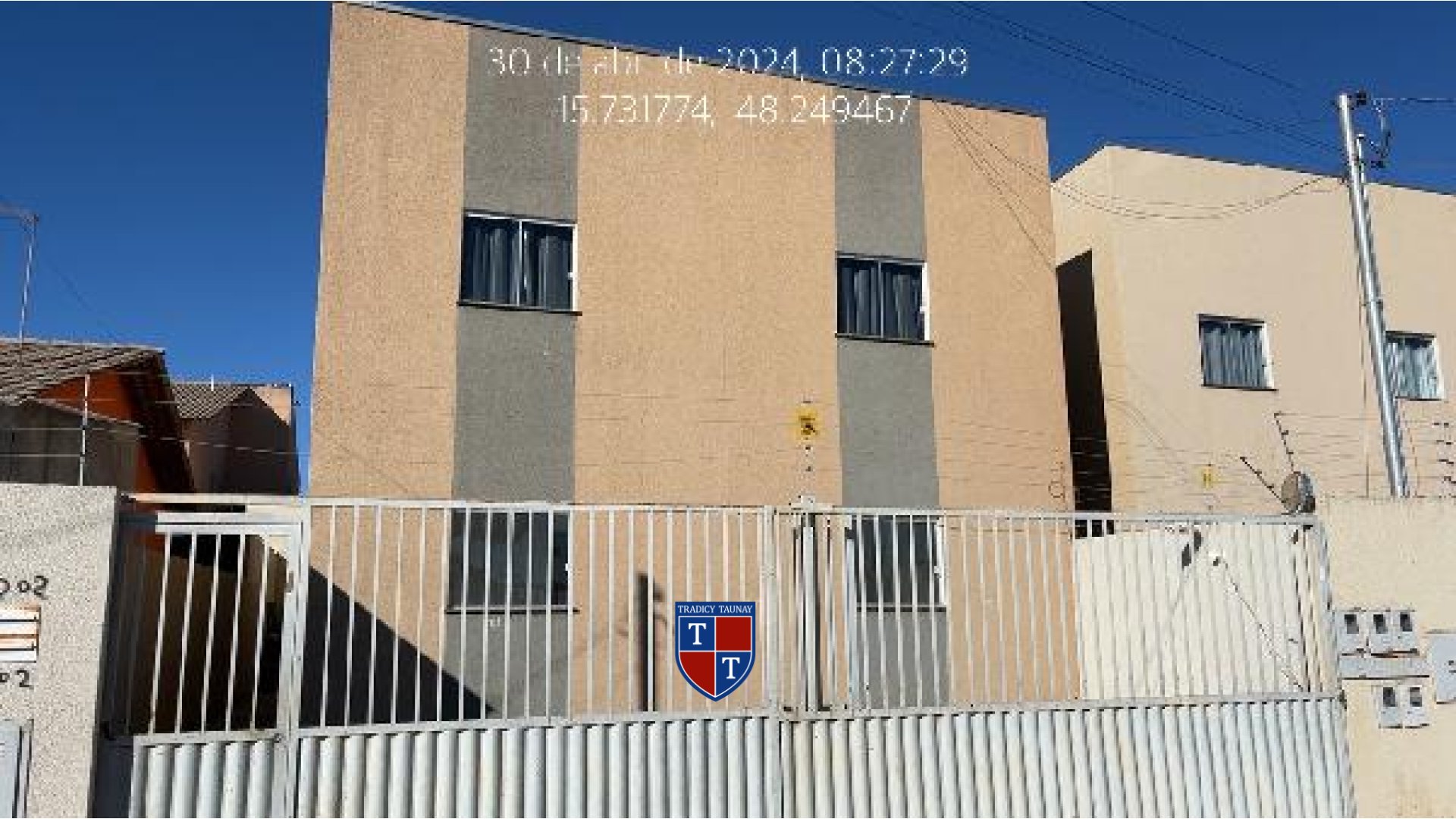 Foto 1 de APARTAMENTO em CHACARAS COIMBRA - Imóvel Retomado Caixa