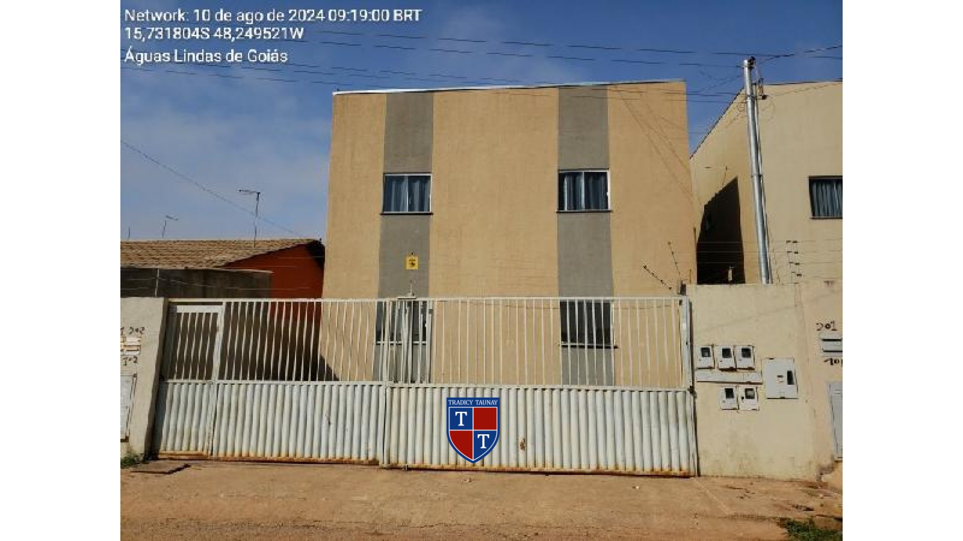 Foto 1 de APARTAMENTO em CHACARAS COIMBRA - Imóvel Retomado Caixa