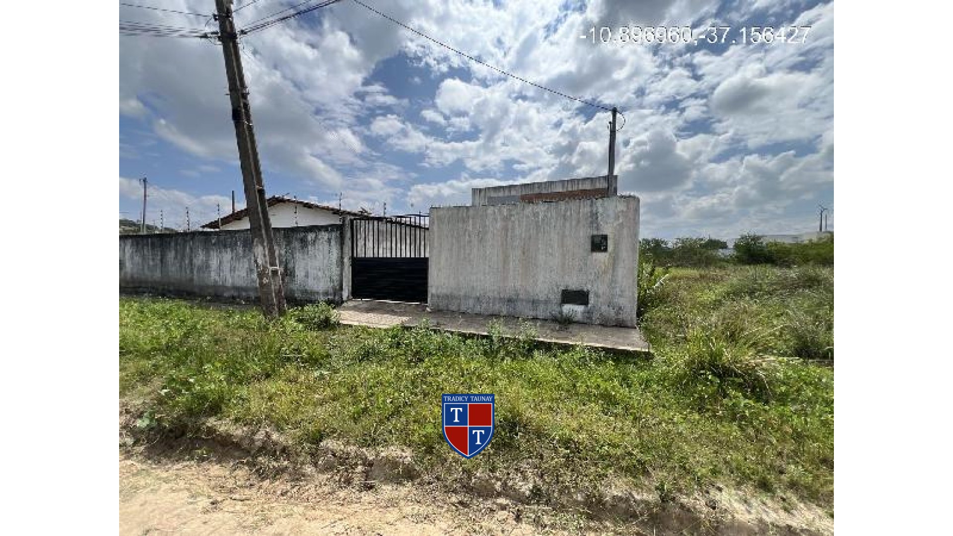 Foto 1 de CASA em GUAJARA COMPLEXO JAR - Imóvel Retomado Caixa