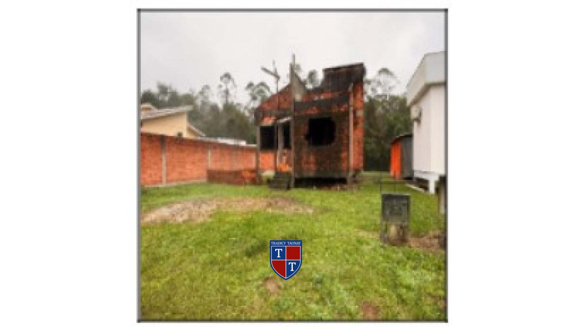 TERRENO em JARDIM DAS PAINEIRAS