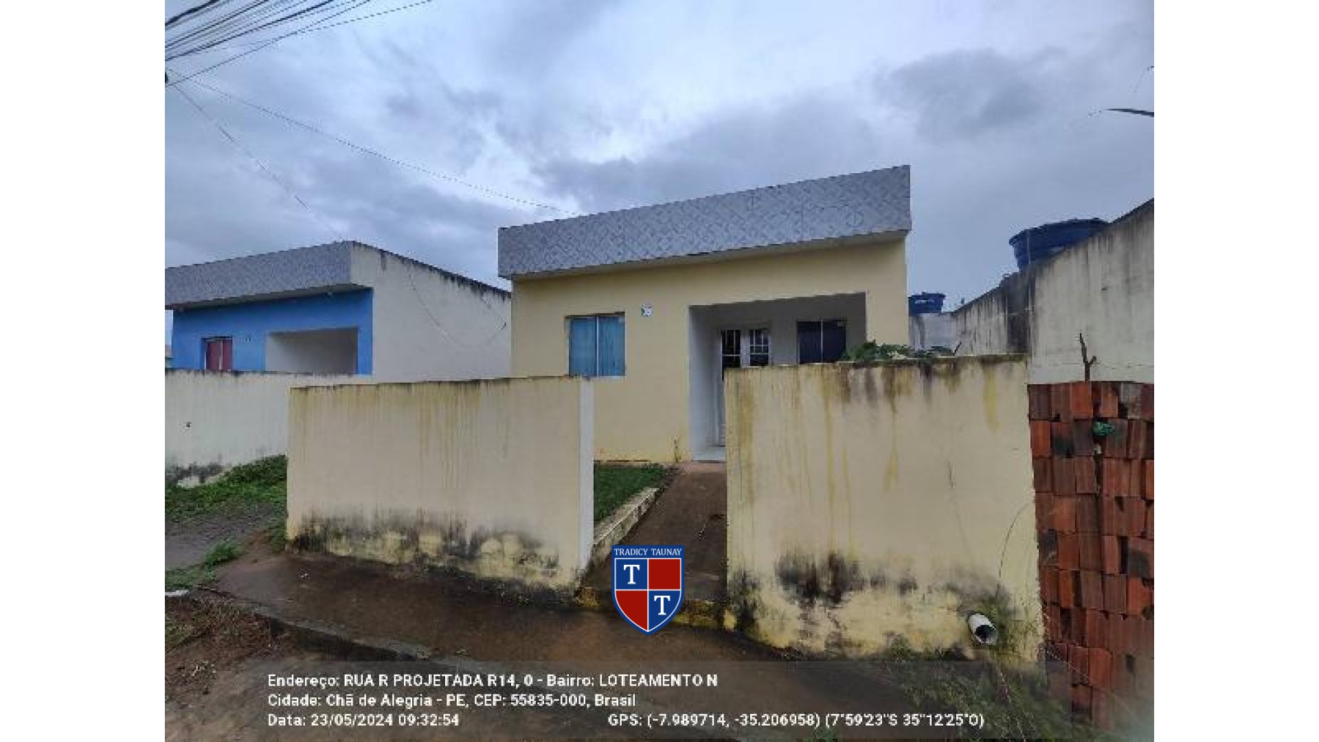 Foto 1 de CASA em LOT NOVA CHA DE ALEG - Imóvel Retomado Caixa