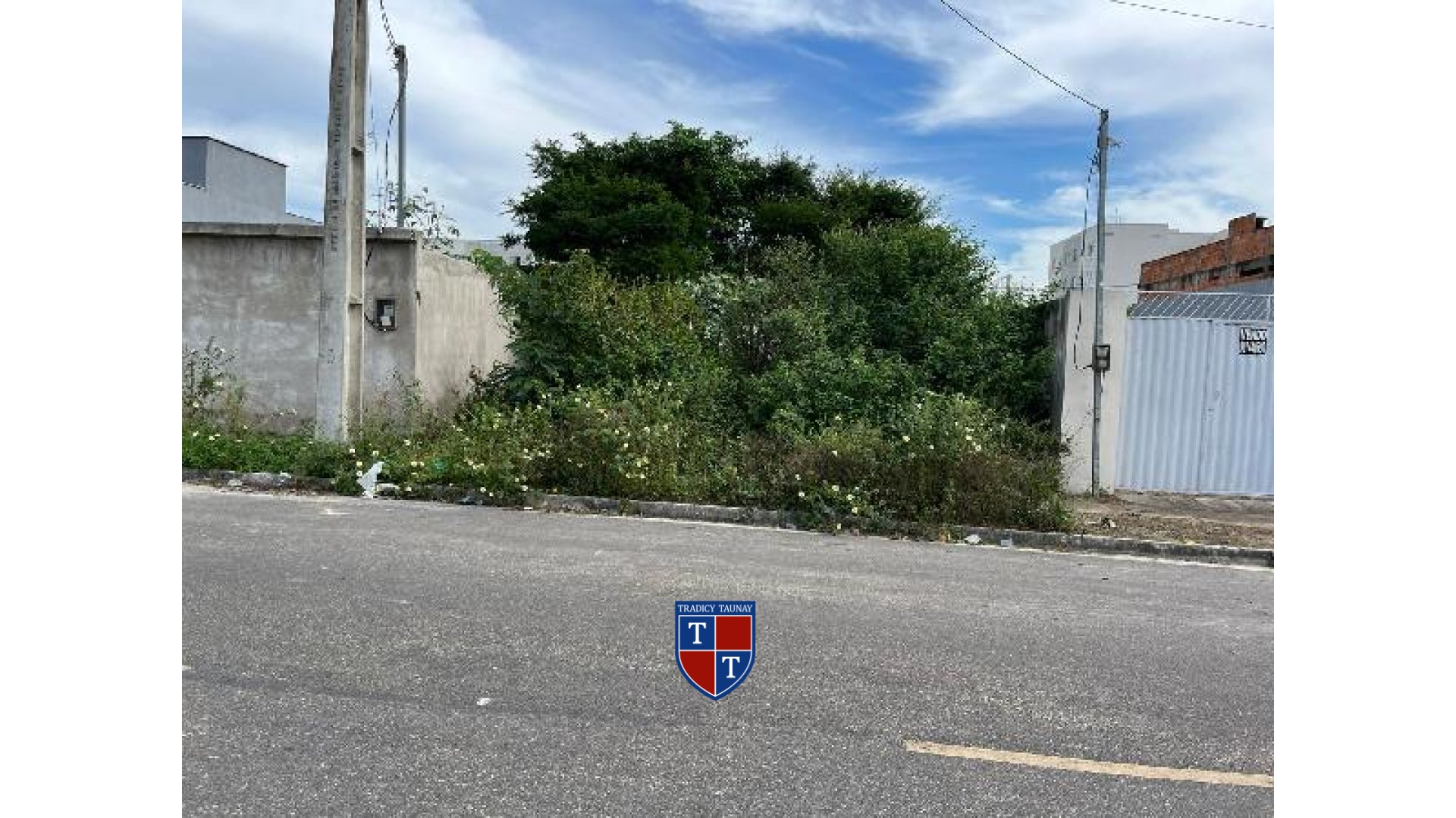 Foto 1 de TERRENO em JARDINS DE CAMPOS - Imóvel Retomado Caixa