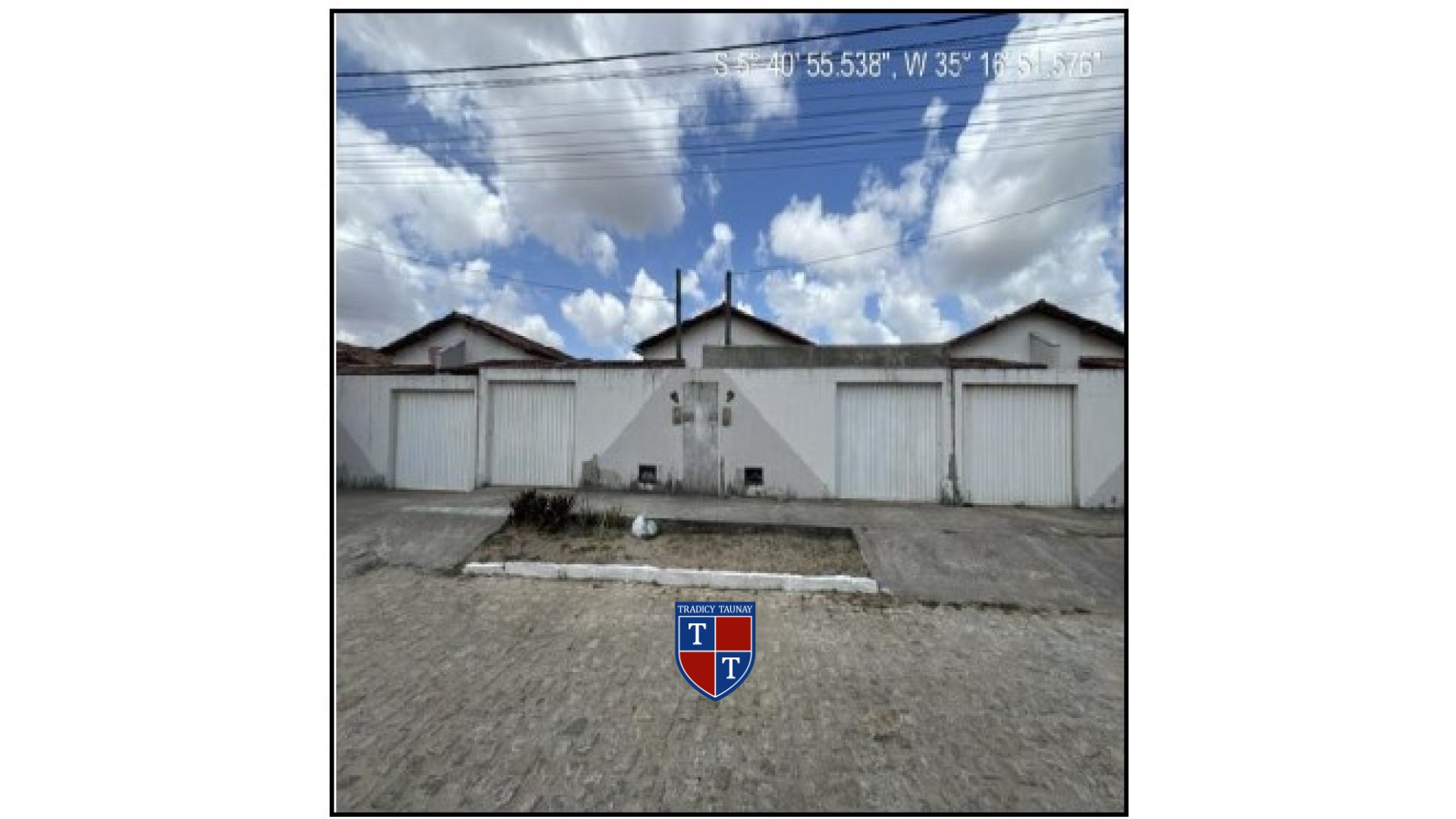 Foto 1 de CASA em VILLAGE DE EXTREMOZ - Imóvel Retomado Caixa