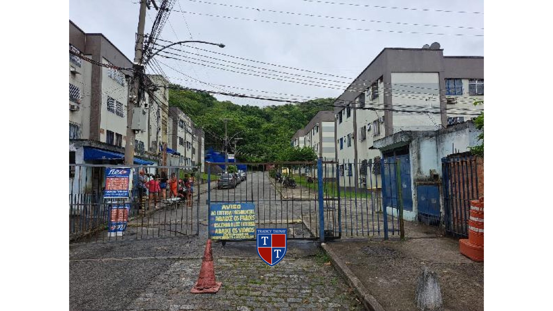 APARTAMENTO em BANGU