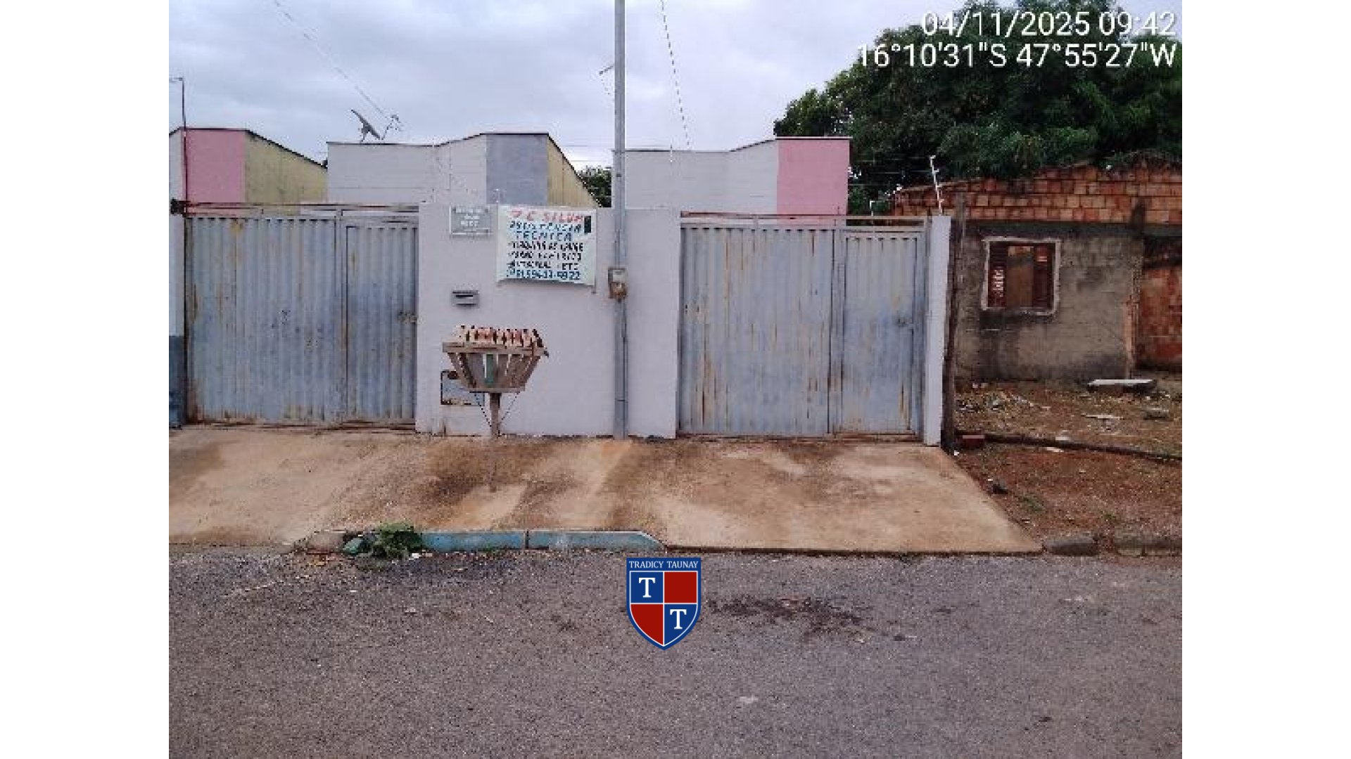 Foto 1 de CASA em CIDADE INDUSTRIAL FRACAROLI - Imóvel Retomado Caixa