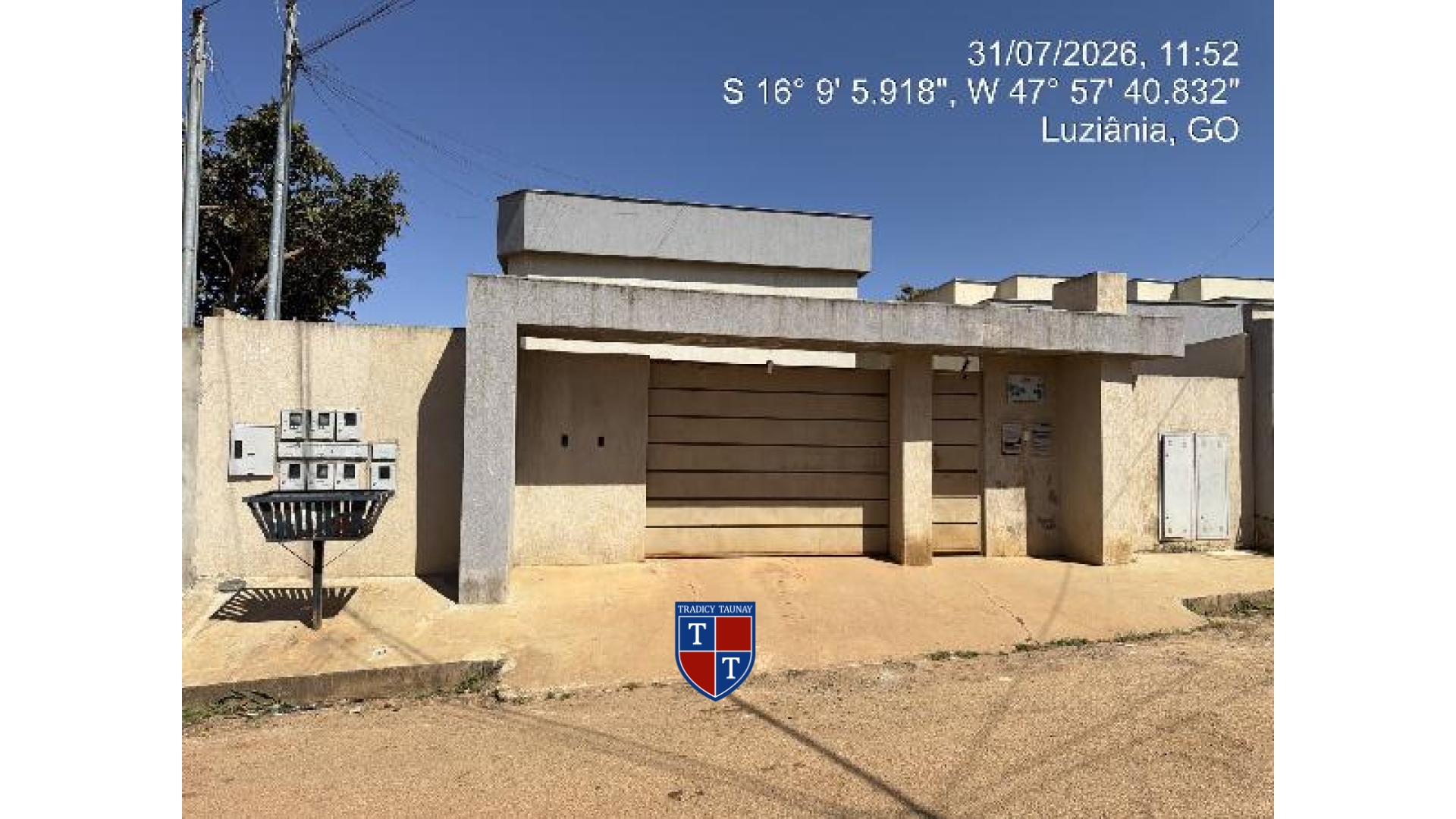 APARTAMENTO em PARQUE ESTRELA DALVA IX