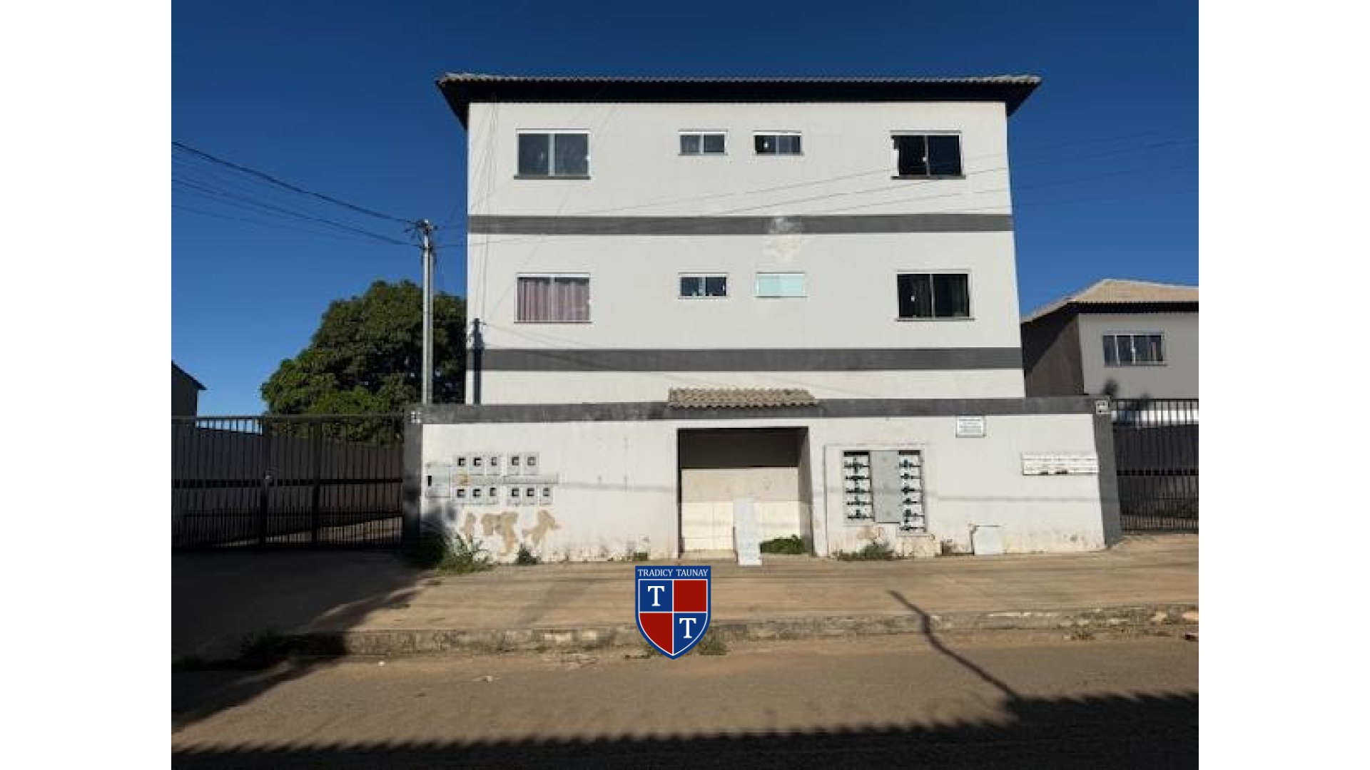 Foto 1 de APARTAMENTO em PARQUE SANTA RITA DE CASSIA - Imóvel Retomado Caixa