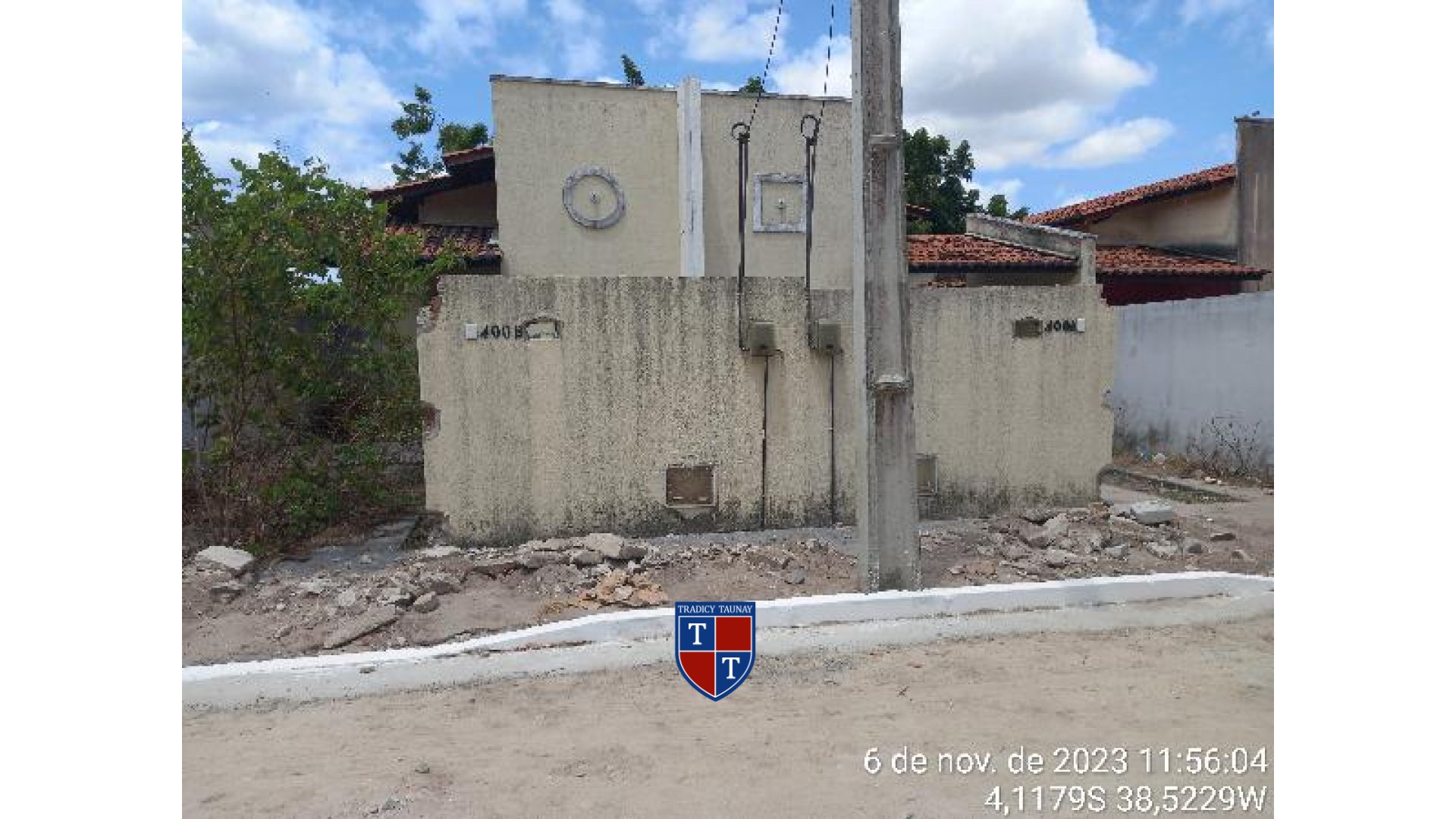 Foto 1 de CASA em PLANALTO DA GALILEIA - Imóvel Retomado Caixa