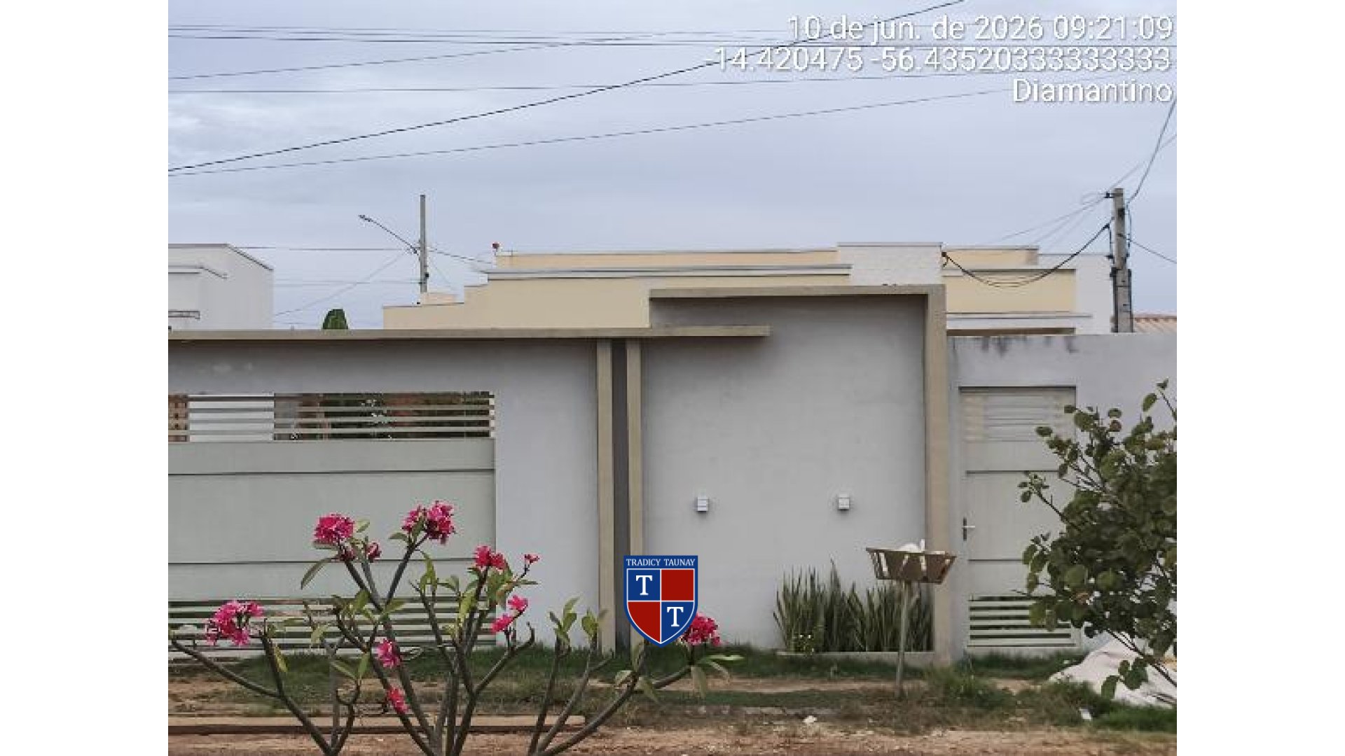 Foto 1 de CASA em JD TROPICAL - Imóvel Retomado Caixa