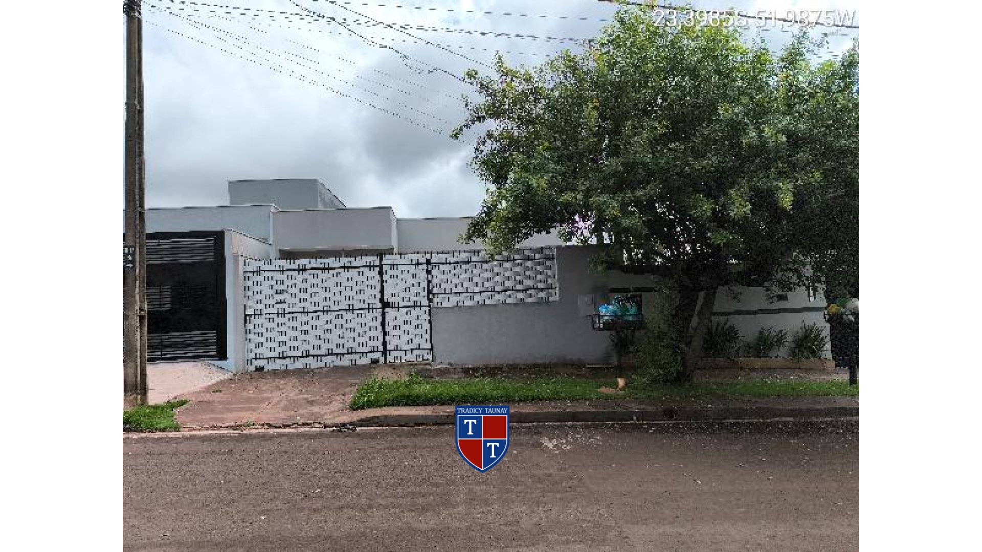 Foto 1 de CASA em RESIDENCIAL AREZZO - Imóvel Retomado Caixa