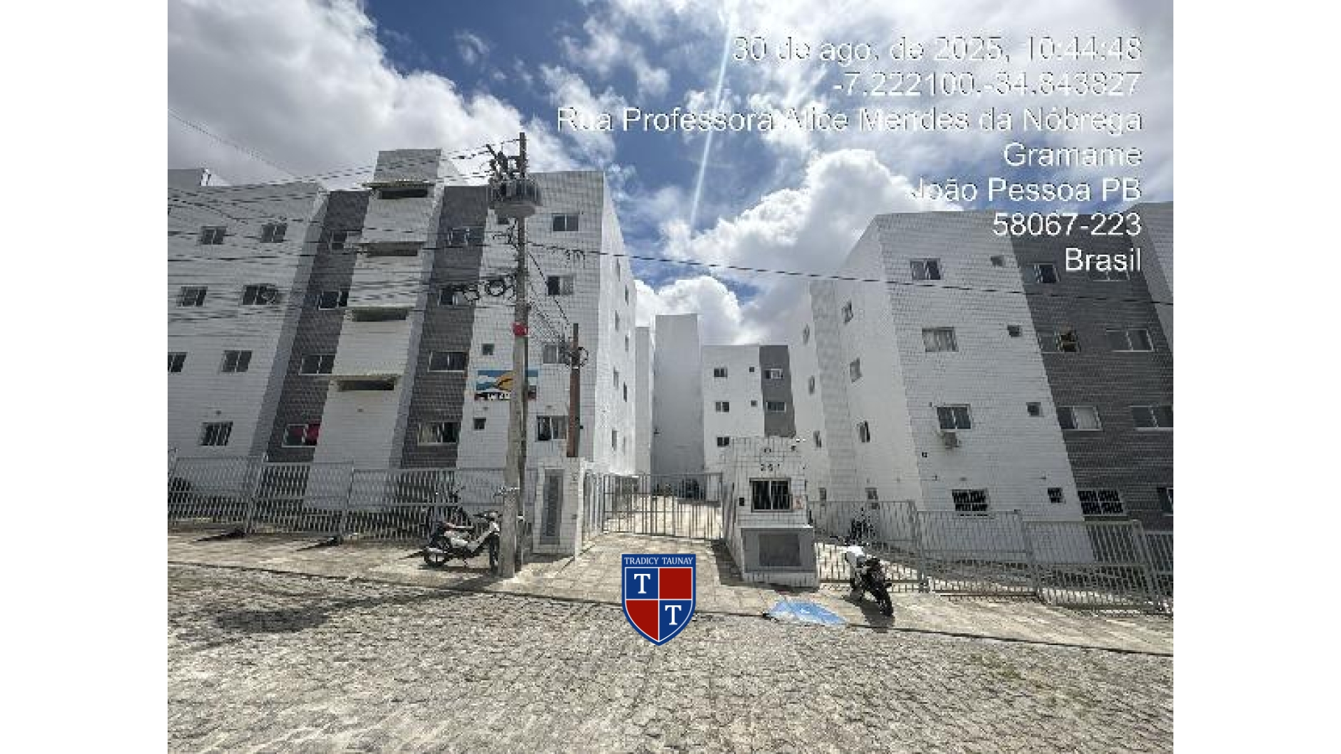 APARTAMENTO em GRAMAME