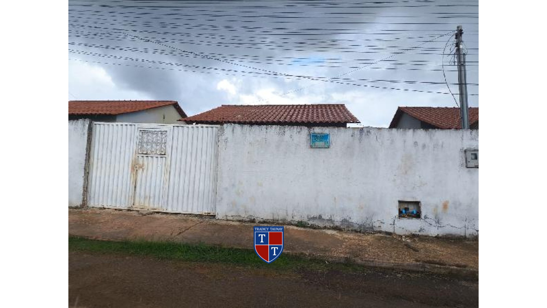 Foto 1 de CASA em RES. OURO VILLE - Imóvel Retomado Caixa