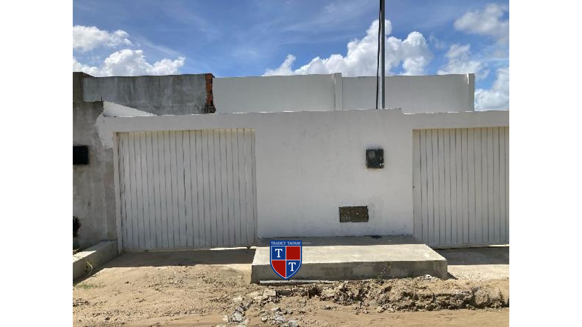 Foto 1 de CASA em COMPEXO JARDIM - Imóvel Retomado Caixa