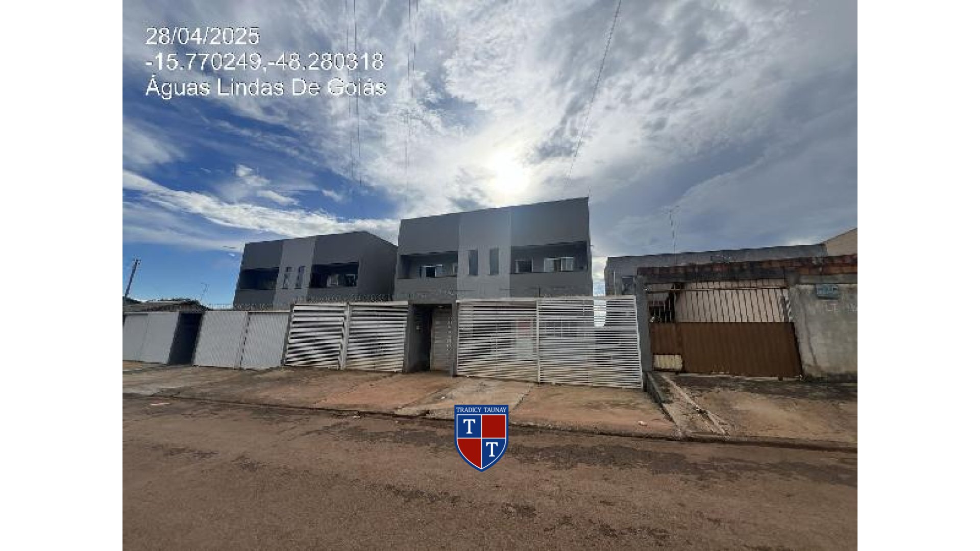 Foto 1 de APARTAMENTO em MANSOES CAMARGO - Imóvel Retomado Caixa