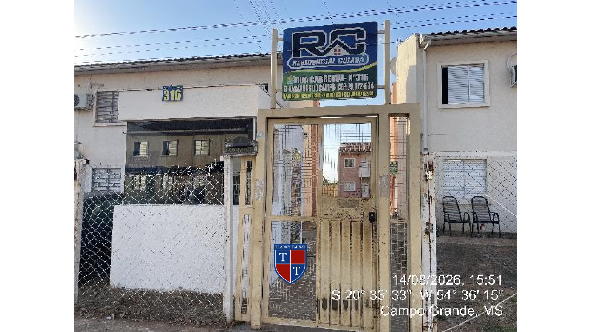 APARTAMENTO em VARANDAS DO CAMPO