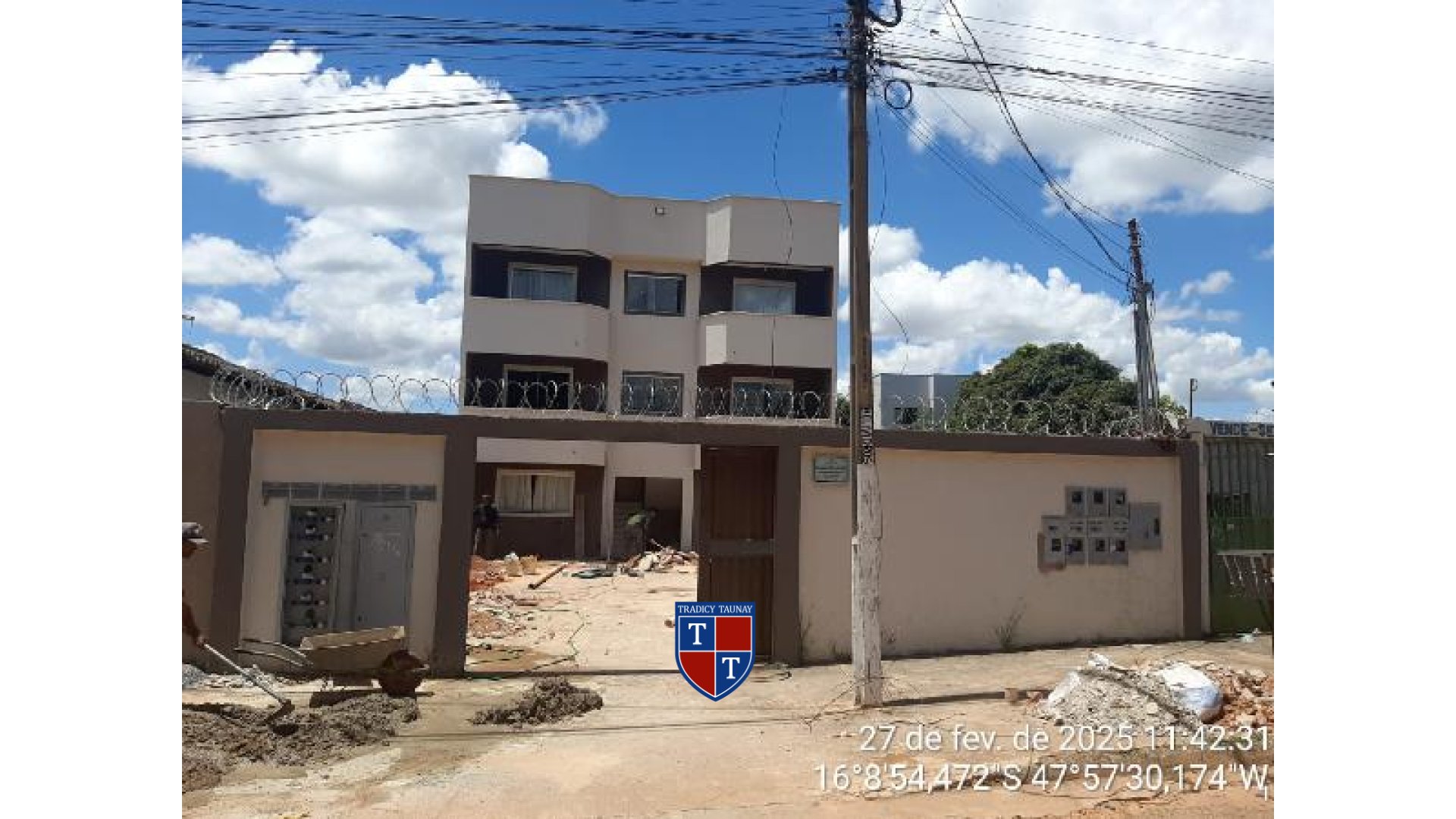 Foto 1 de APARTAMENTO em JARDIM DO INGA - Imóvel Retomado Caixa