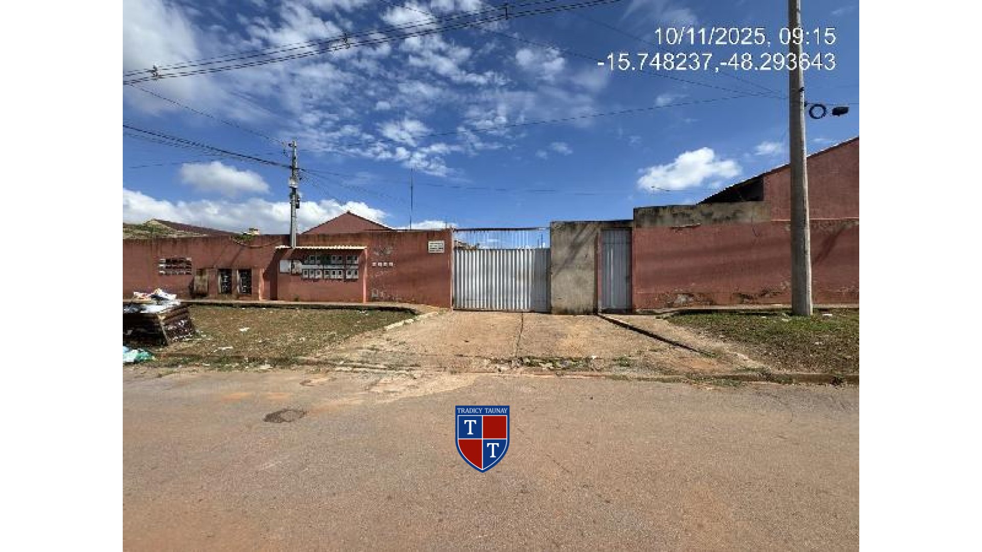 Foto 1 de CASA em PARQUE DA BARRAGEM SETOR 11 - Imóvel Retomado Caixa