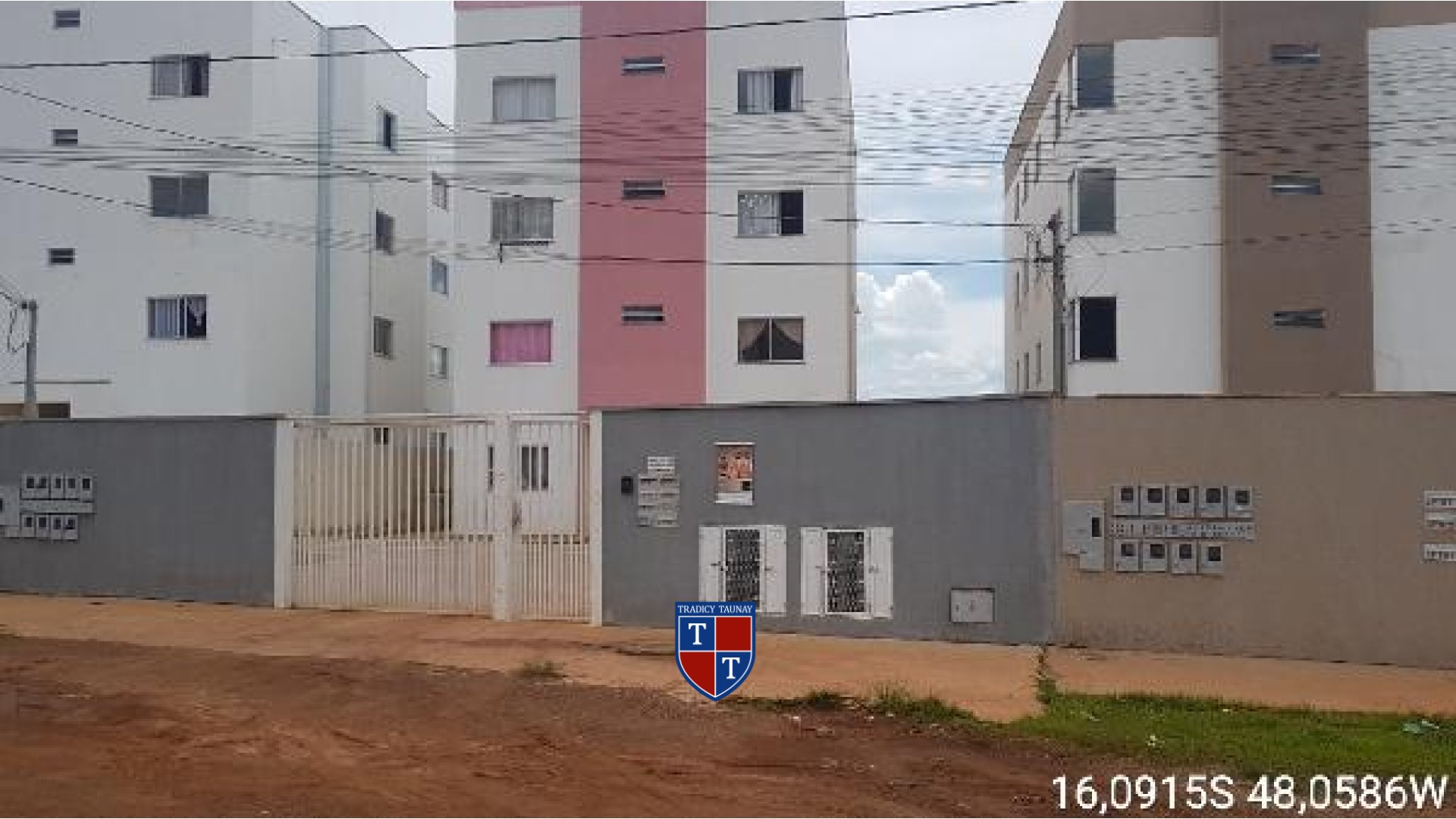 Foto 1 de APARTAMENTO em CHACARAS SAO JORGE - Imóvel Retomado Caixa