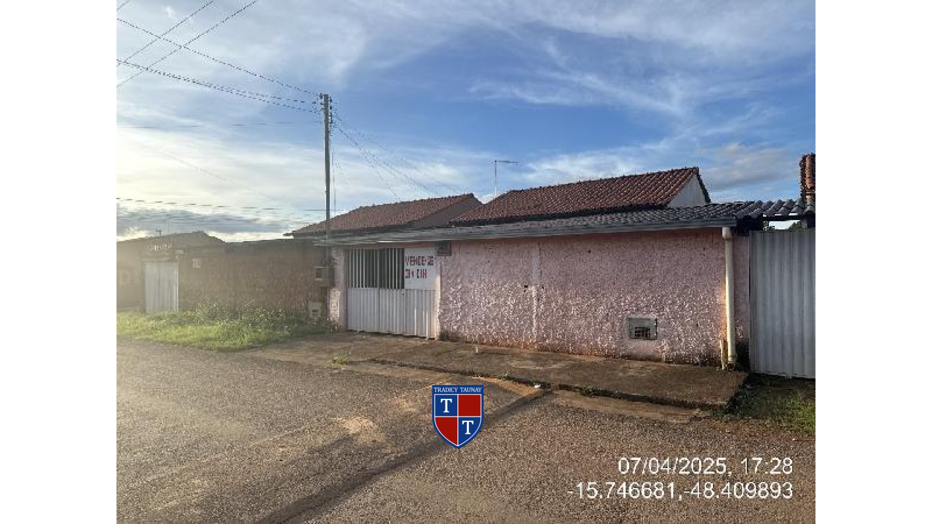 Foto 1 de CASA em LOT GIRASSOL RESIDEN - Imóvel Retomado Caixa