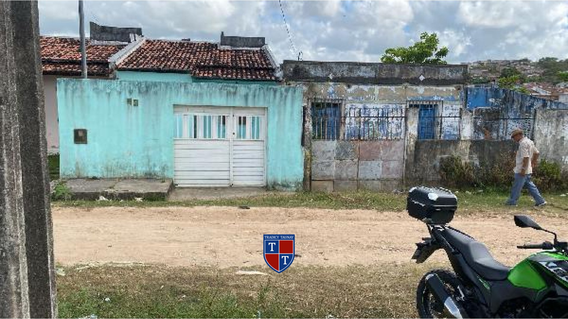 Foto 1 de CASA em COMPLEXO JARDIM - Imóvel Retomado Caixa