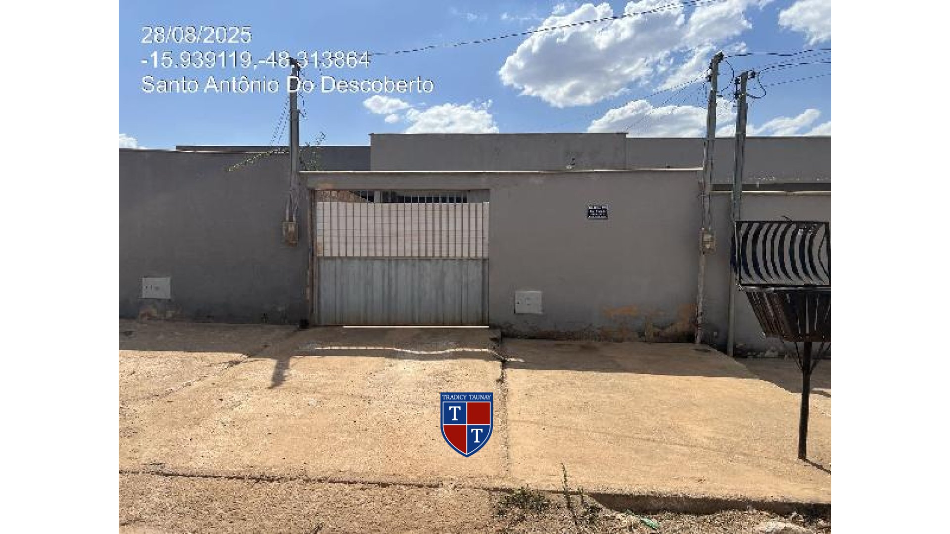Foto 1 de CASA em PARQUE ESTRELA DALVA XVII - Imóvel Retomado Caixa