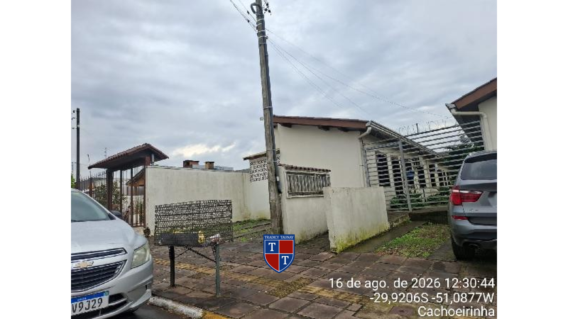 Foto 1 de CASA em JARDIM DO BOSQUE, CACHOEIRINHA/RS - Imóvel Retomado CAIXA Ref 8444429801140