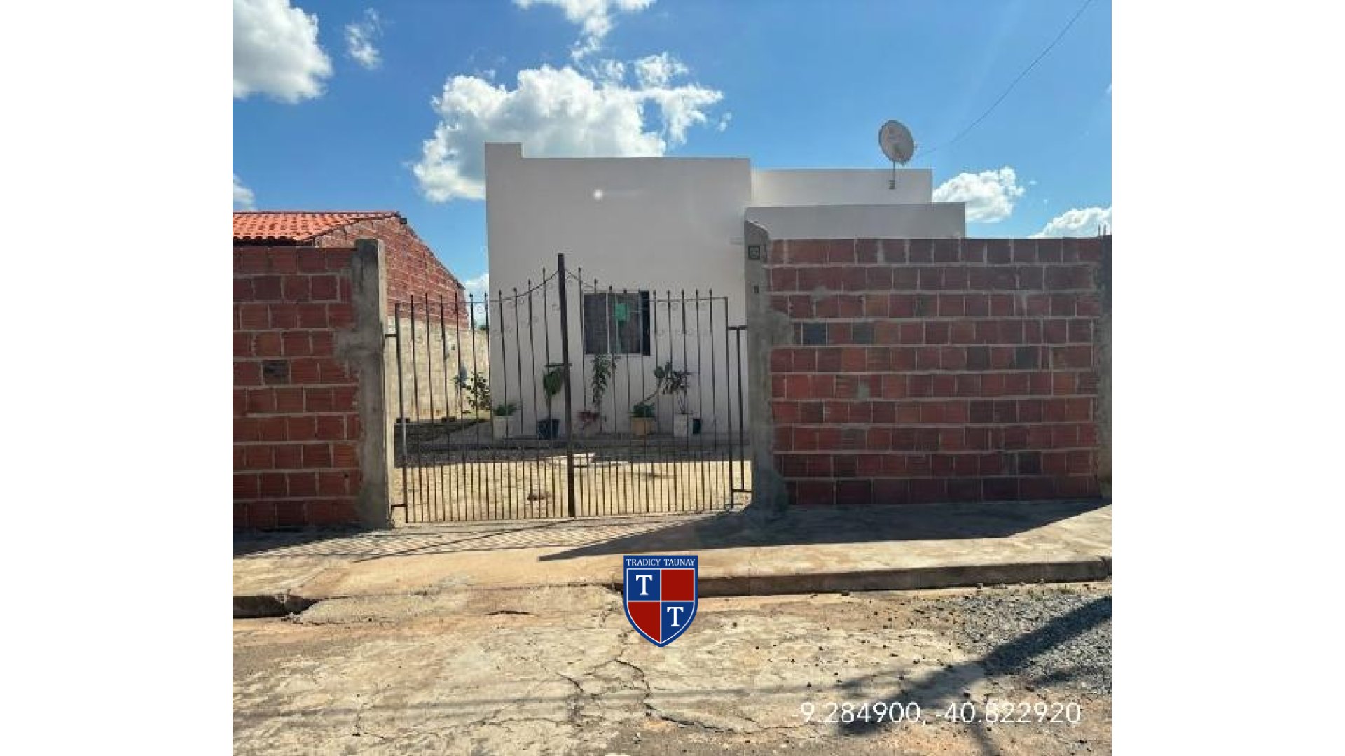 Foto 1 de CASA em SANTANA DO SOBRADO - Imóvel Retomado Caixa