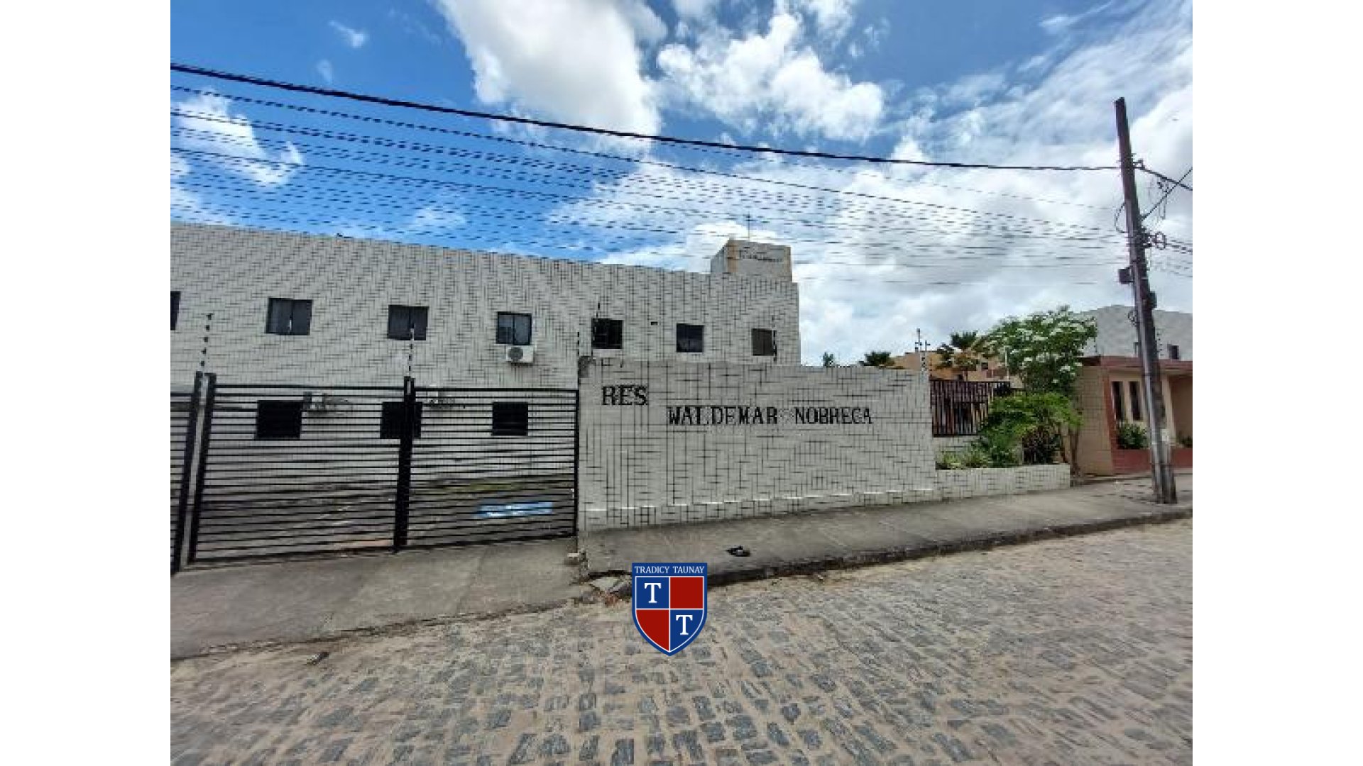 Foto 1 de APARTAMENTO em INDUSTRIAS - Imóvel Retomado Caixa