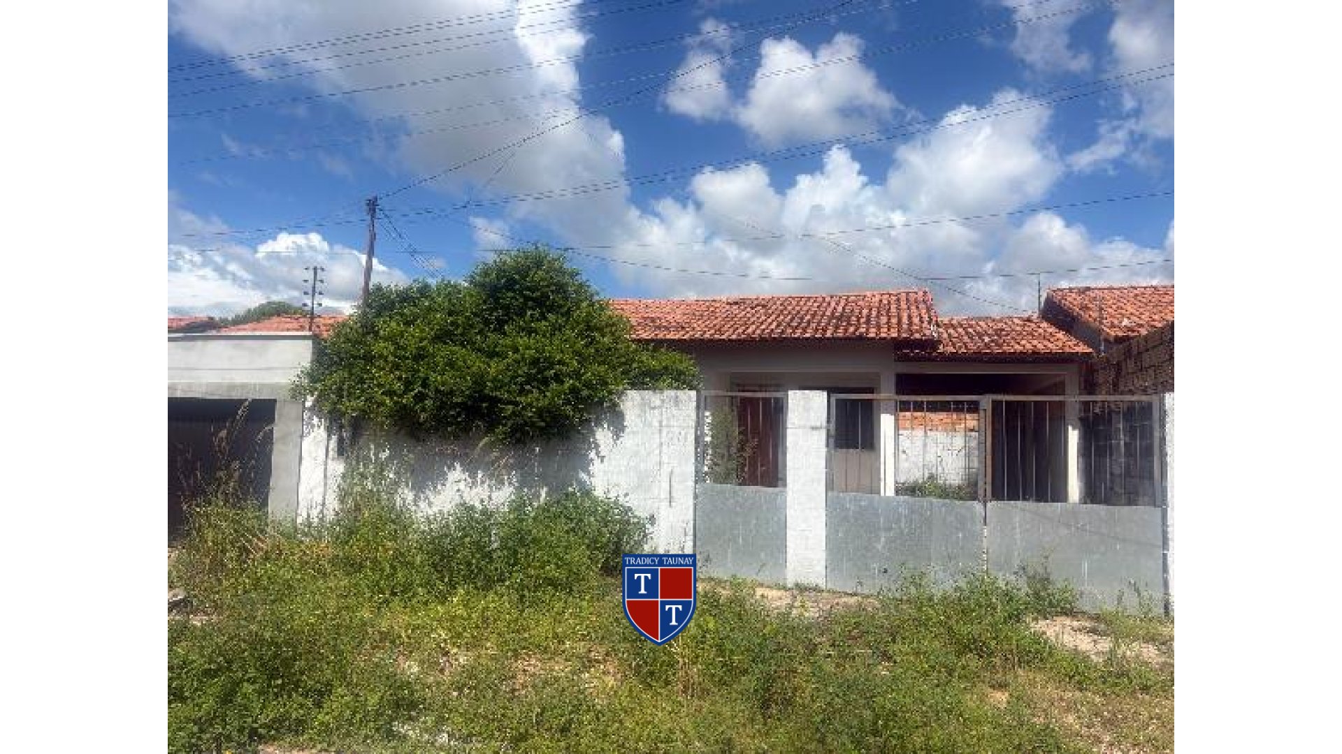 Foto 1 de CASA em CAMBOATA - Imóvel Retomado Caixa
