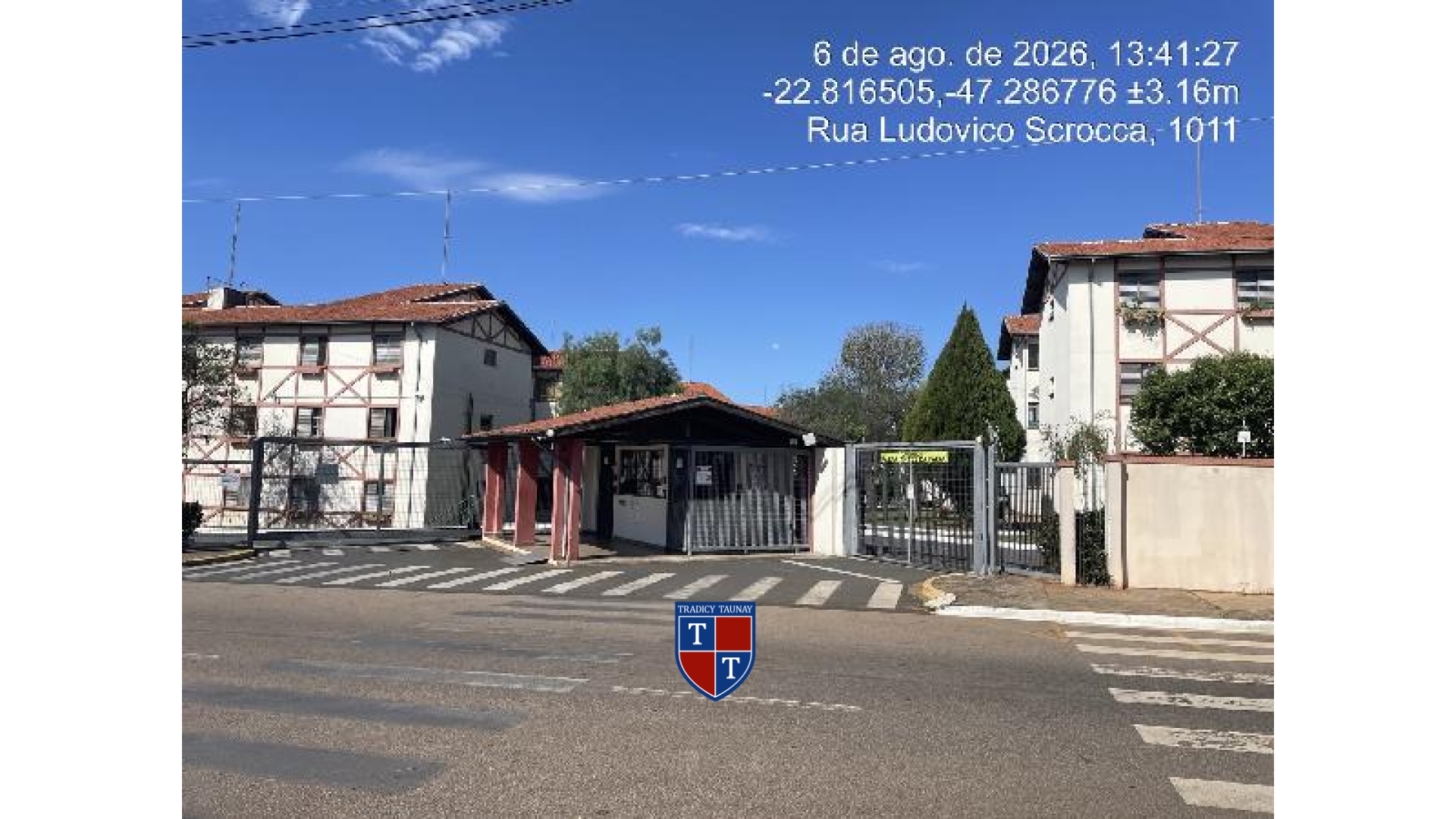 APARTAMENTO em JARDIM JOAO PAULO II