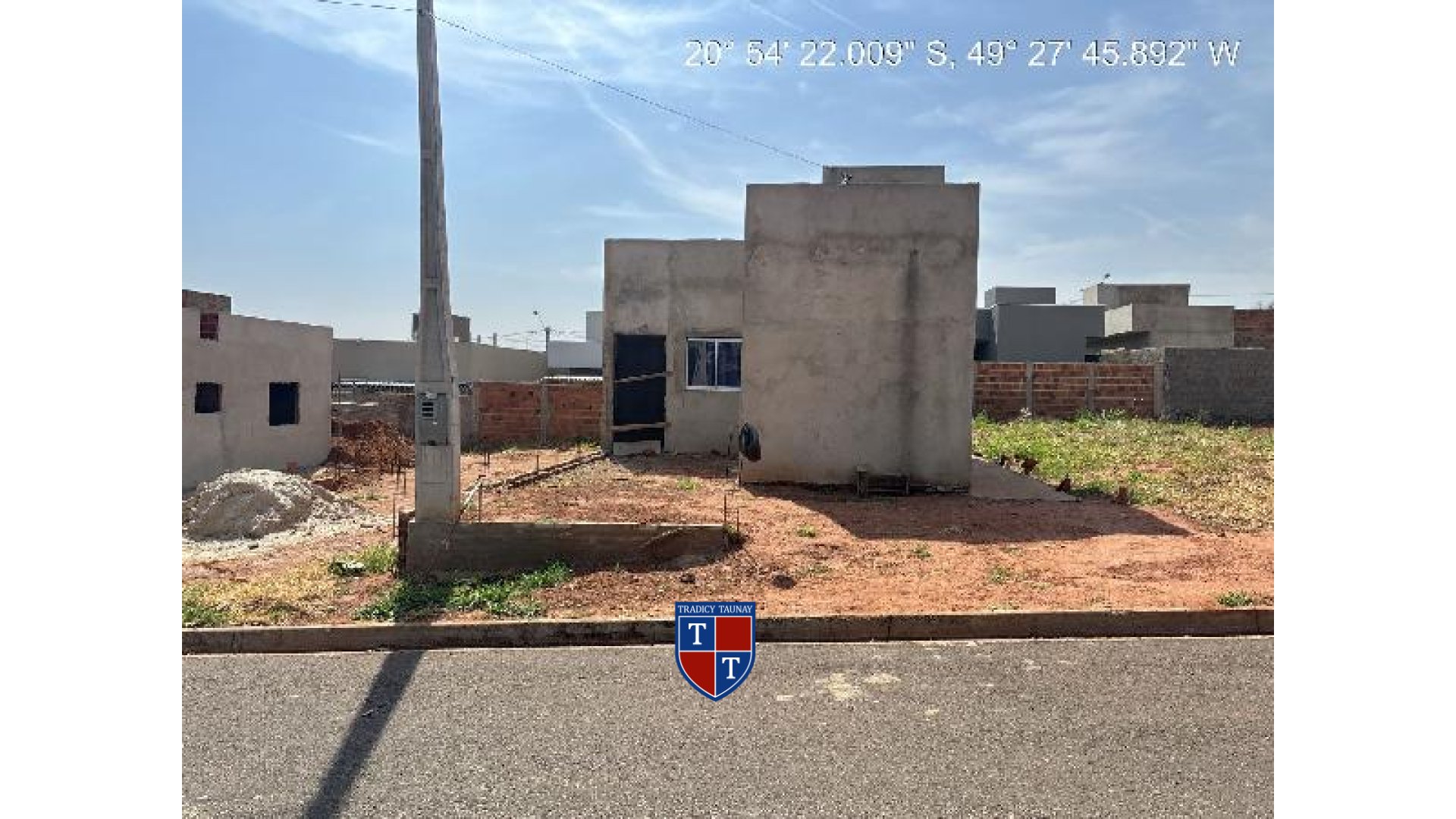 Foto 1 de CASA em RESIDENCIAL LAGO SUL II - Imóvel Retomado Caixa