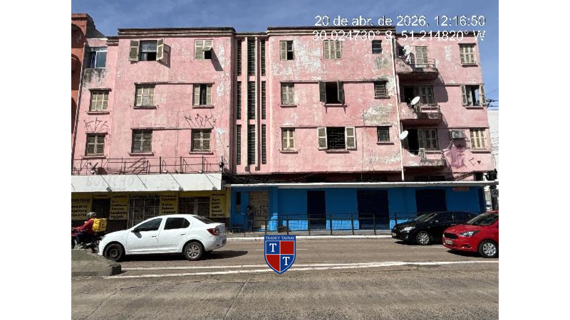APARTAMENTO em FLORESTA