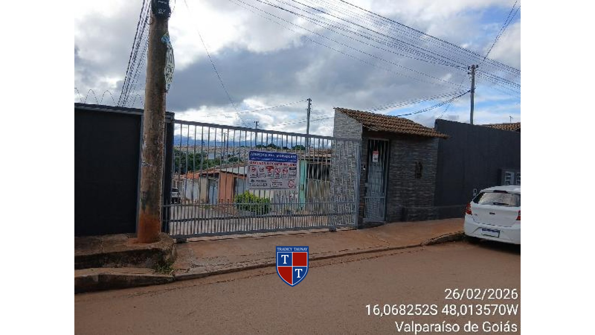 Foto 1 de CASA em SETOR DE CHACARAS ANHANGUERA C - Imóvel Retomado Caixa