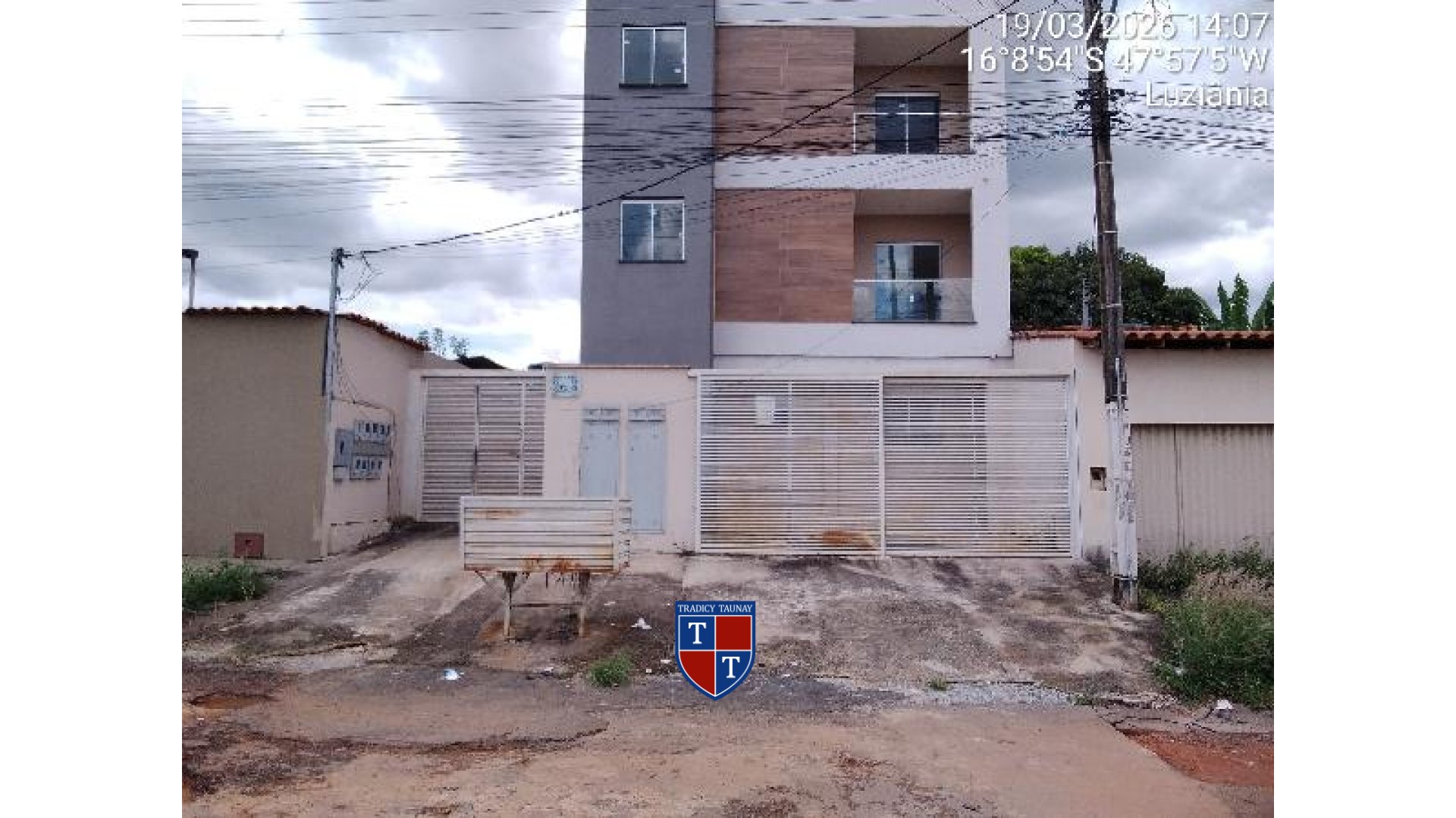 APARTAMENTO em JARDIM DO INGA