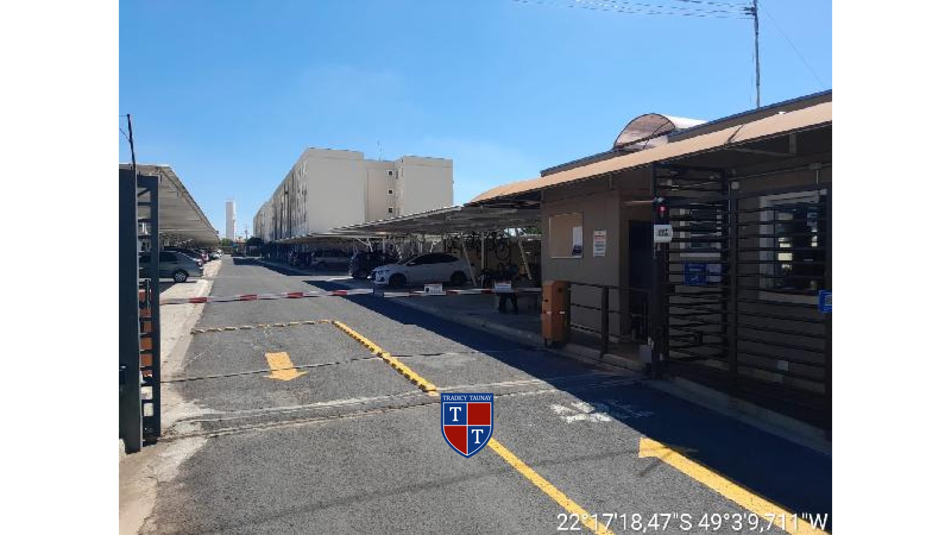 Foto 1 de APARTAMENTO em QUINTA DA BELA OLINDA - Imóvel Retomado Caixa