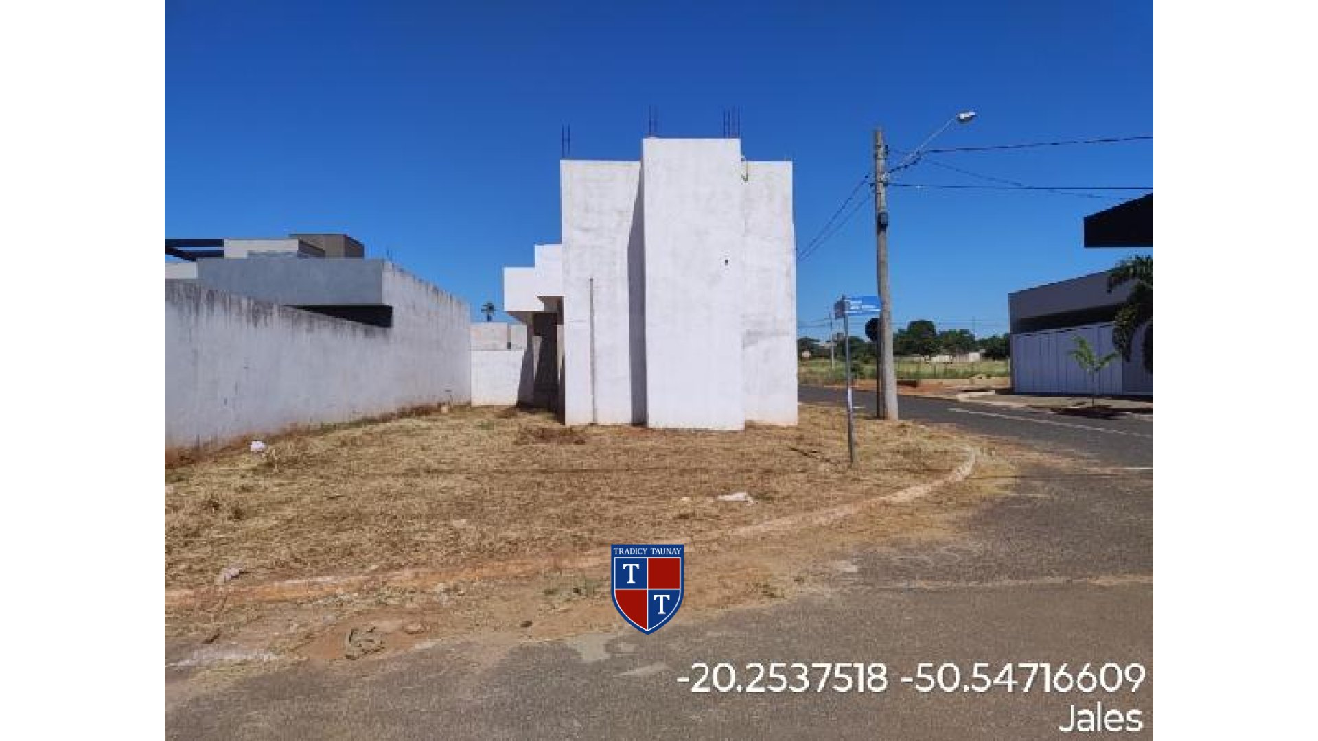 Foto 1 de TERRENO em RESIDENCIAL MARIA GABRIELA - Imóvel Retomado Caixa
