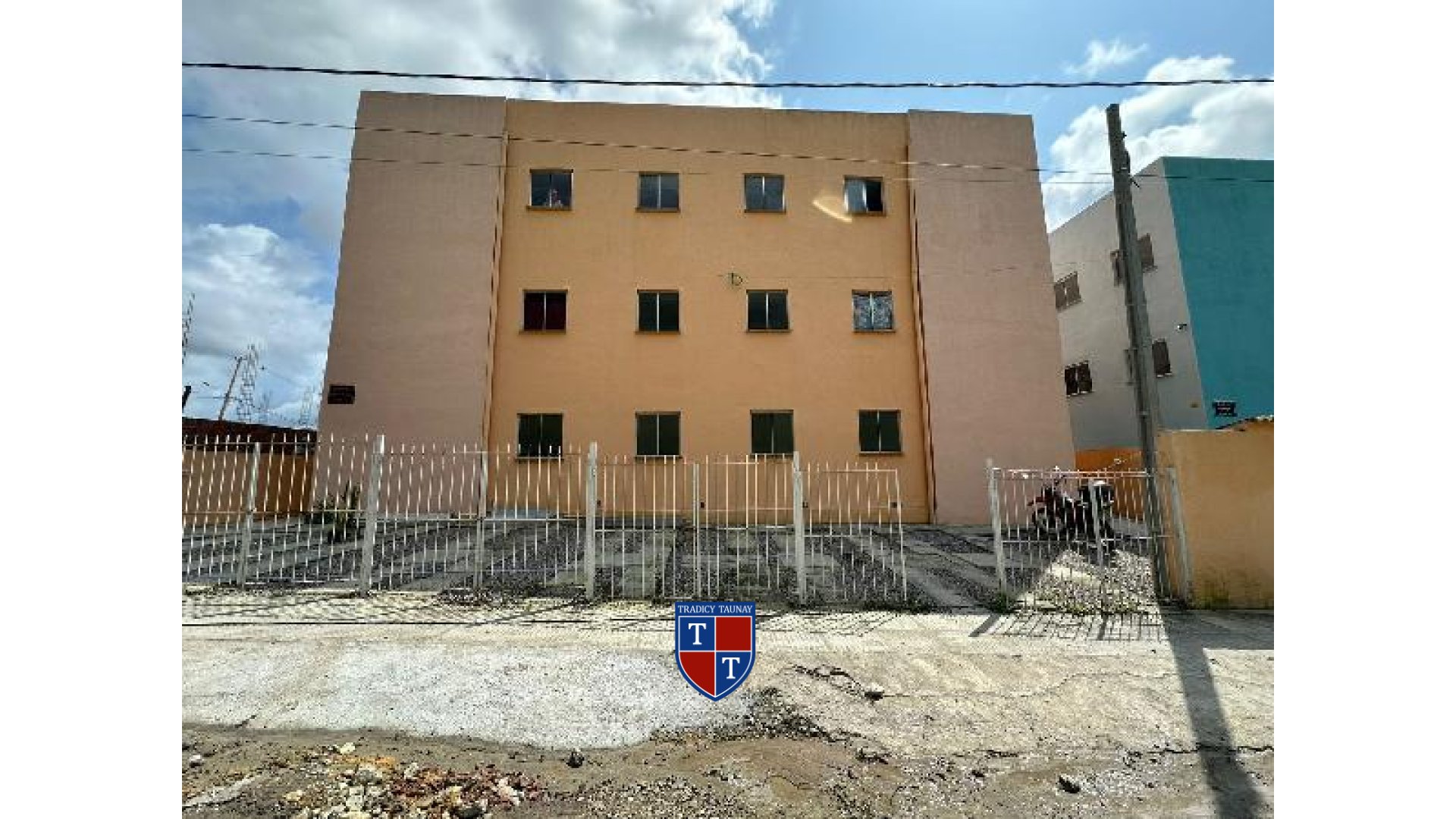 Foto 1 de APARTAMENTO em UMBURA - Imóvel Retomado Caixa
