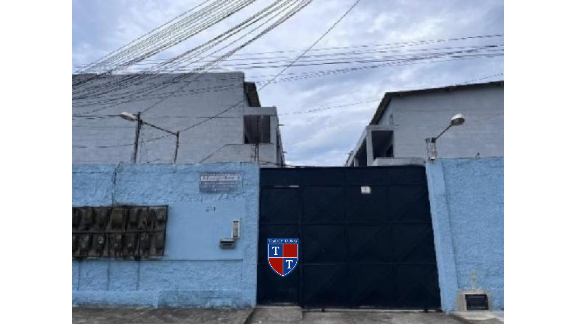 APARTAMENTO em VISTA ALEGRE