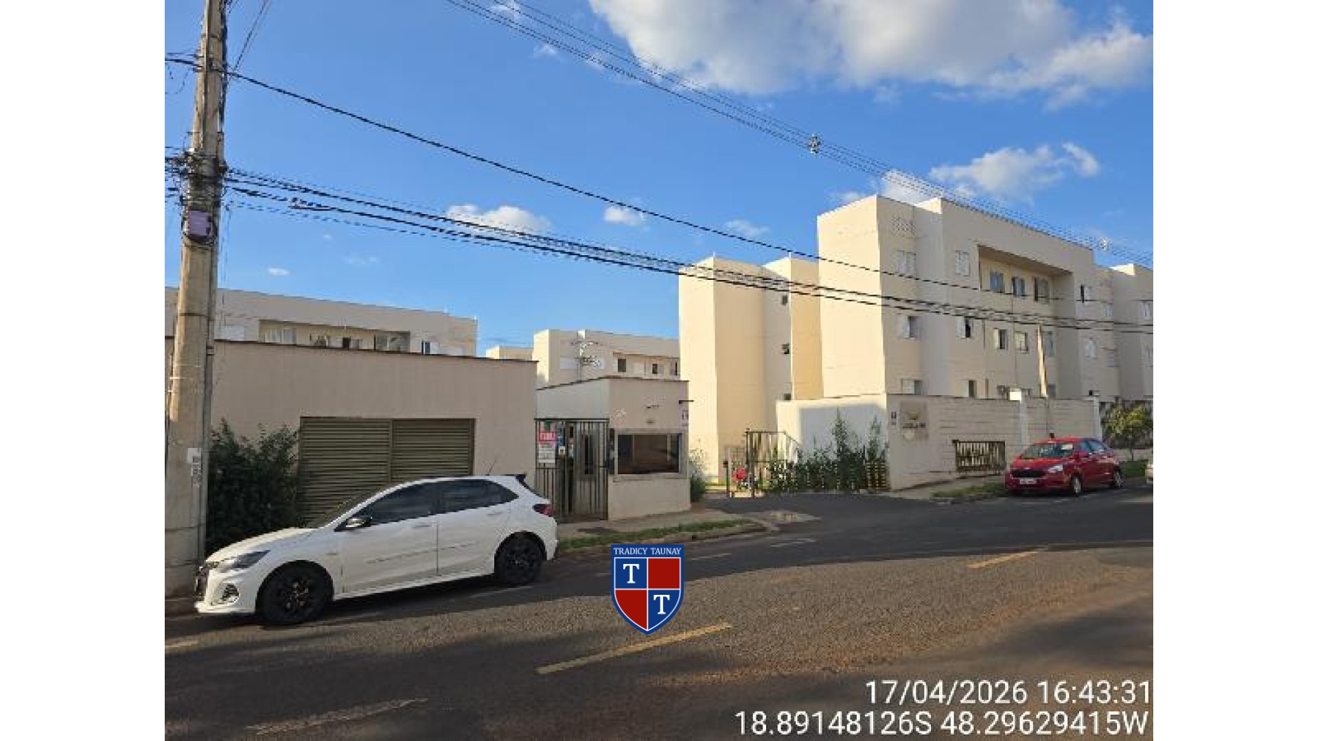 Foto 1 de APARTAMENTO em JARDIM BRASILIA - Imóvel Retomado Caixa
