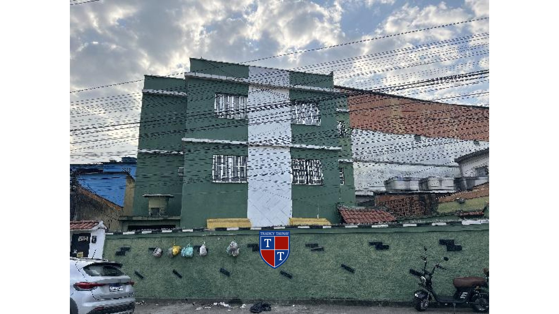 APARTAMENTO em GALO BRANCO