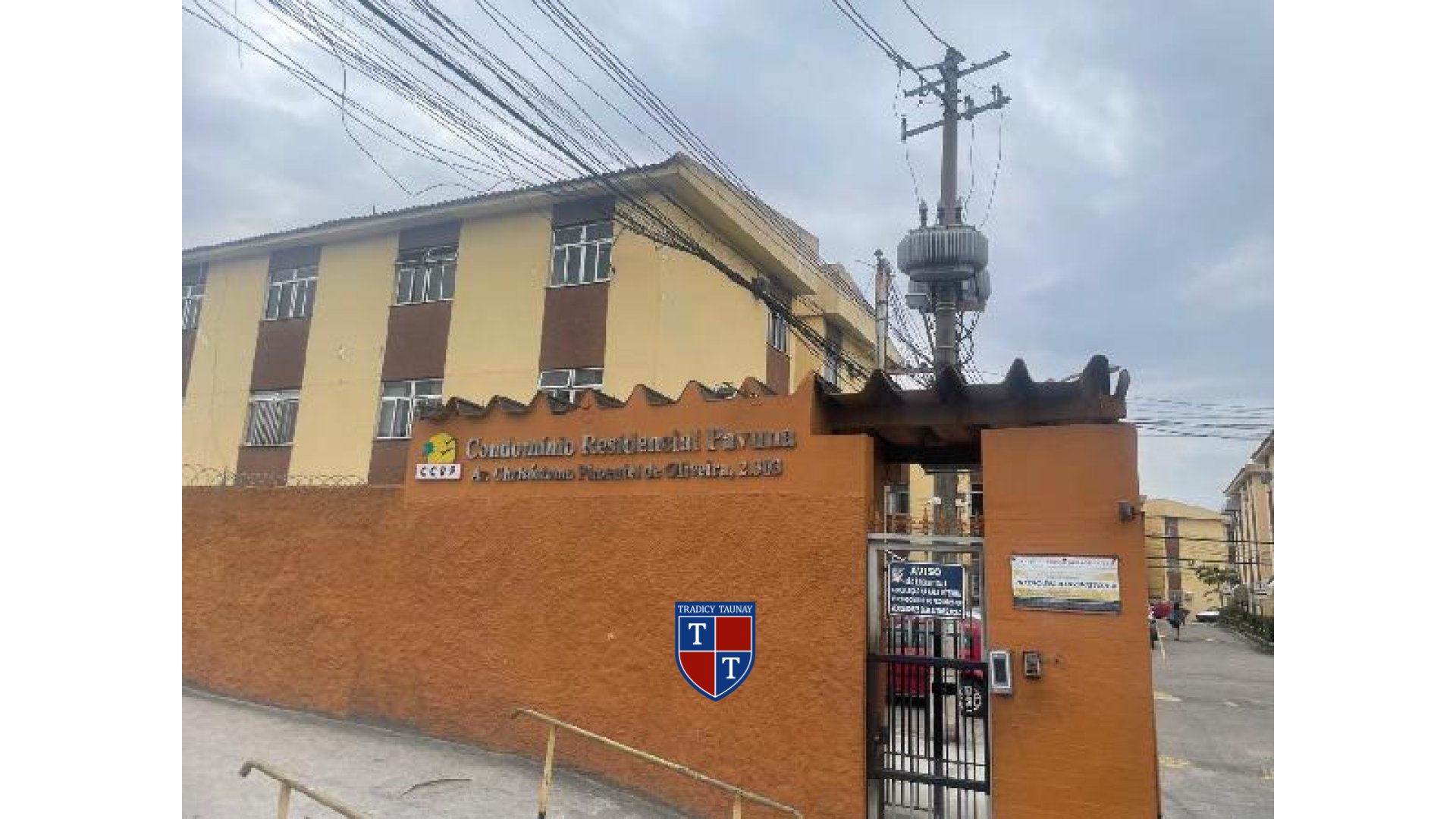 APARTAMENTO em PAVUNA