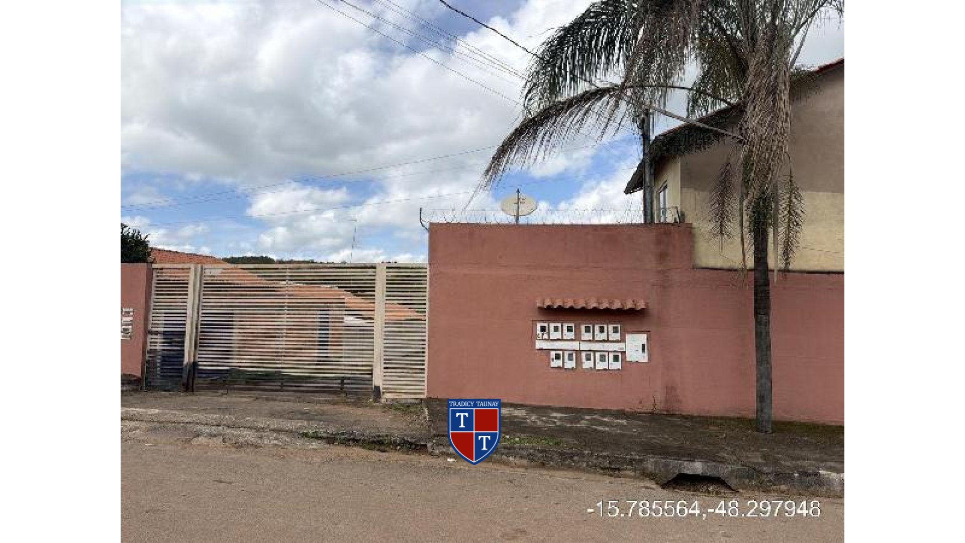 Foto 1 de CASA em JARDIM SANTA LUCIA - Imóvel Retomado Caixa