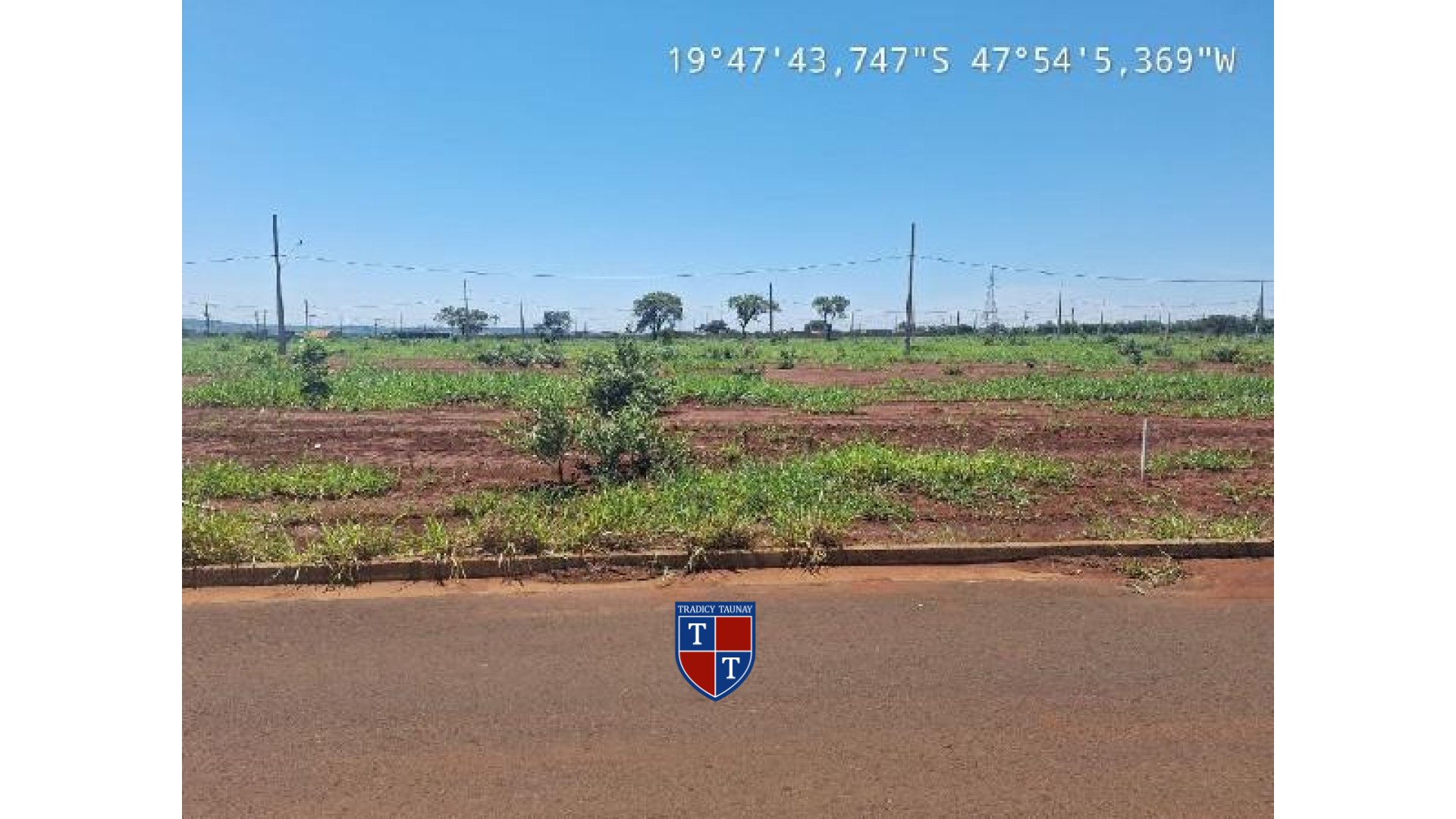 Foto 1 de TERRENO em PARQUE DAS AROEIRAS - Imóvel Retomado Caixa