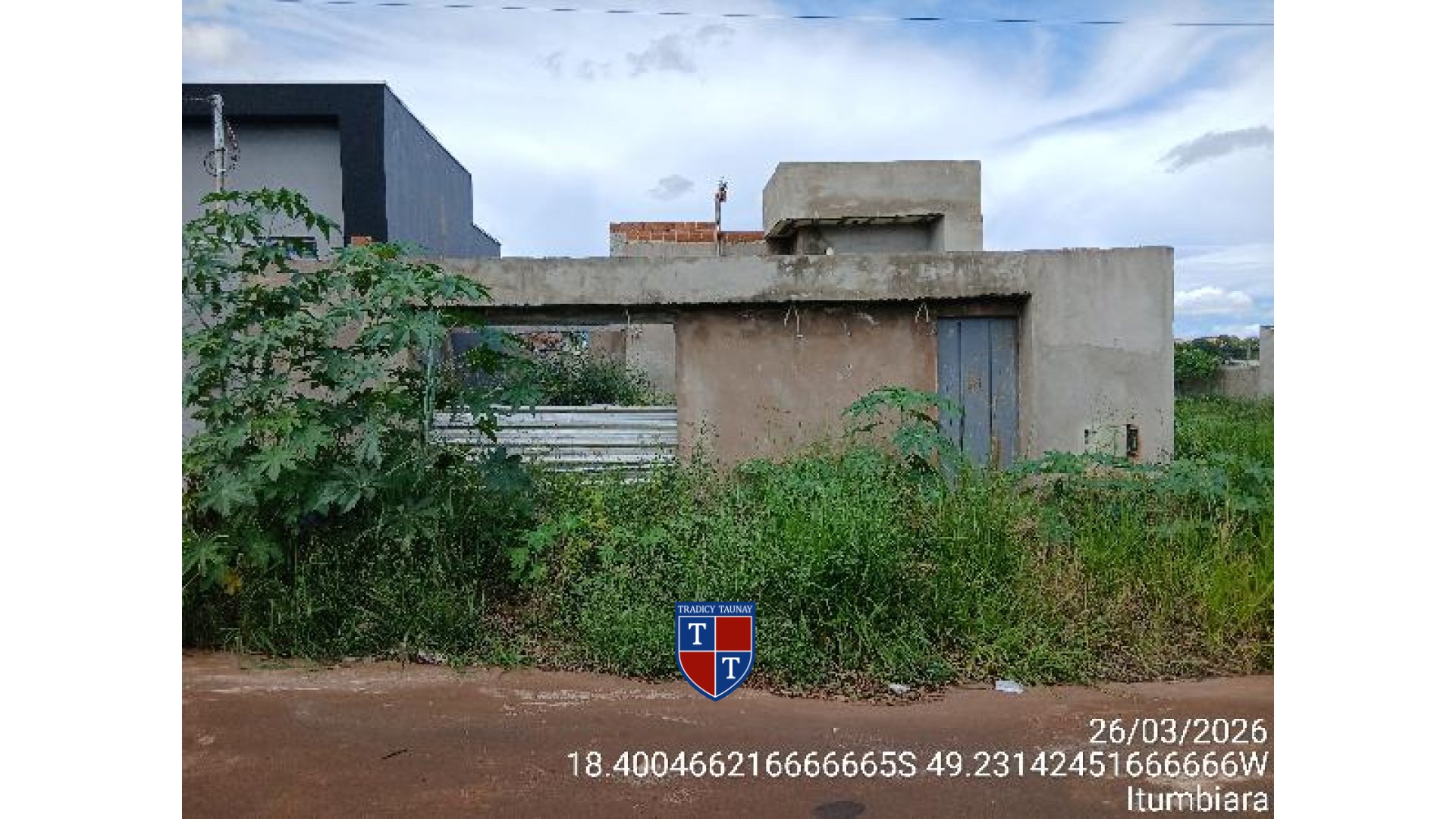 Foto 1 de CASA em RESIDENCIAL ALTO DO TRINDADE - Imóvel Retomado Caixa